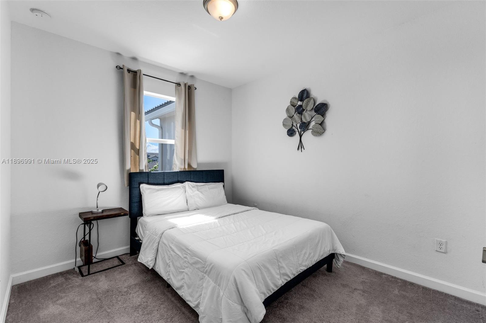 See details 2659 3 / 3 1695 sq. ft. $ 2025-11-07 0 Photo