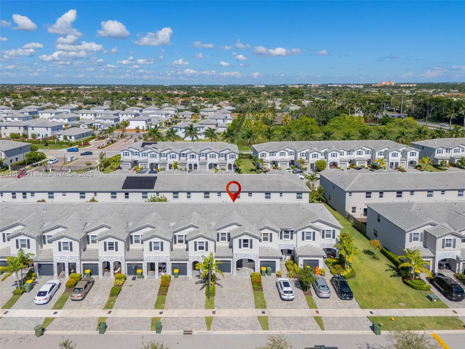 See details 2659 3 / 3 1695 sq. ft. $ 2025-11-07 0 Photo