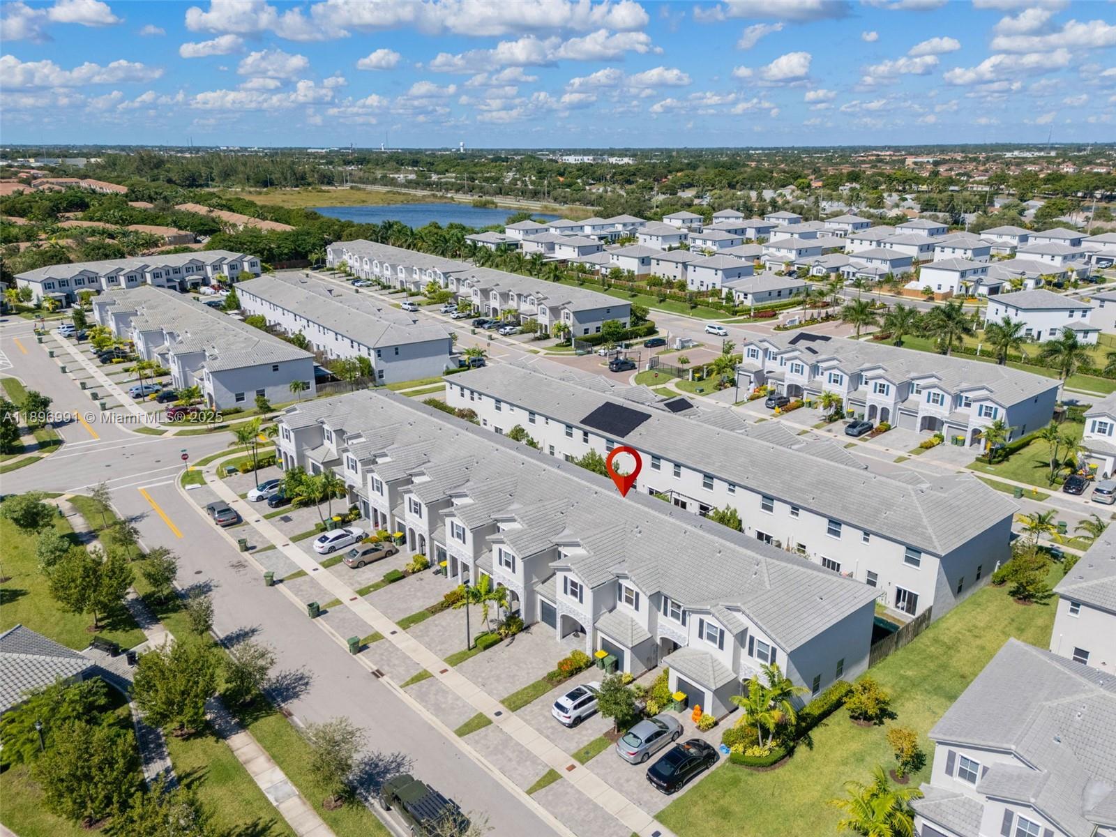 See details 2659 3 / 3 1695 sq. ft. $ 2025-11-07 0 Photo