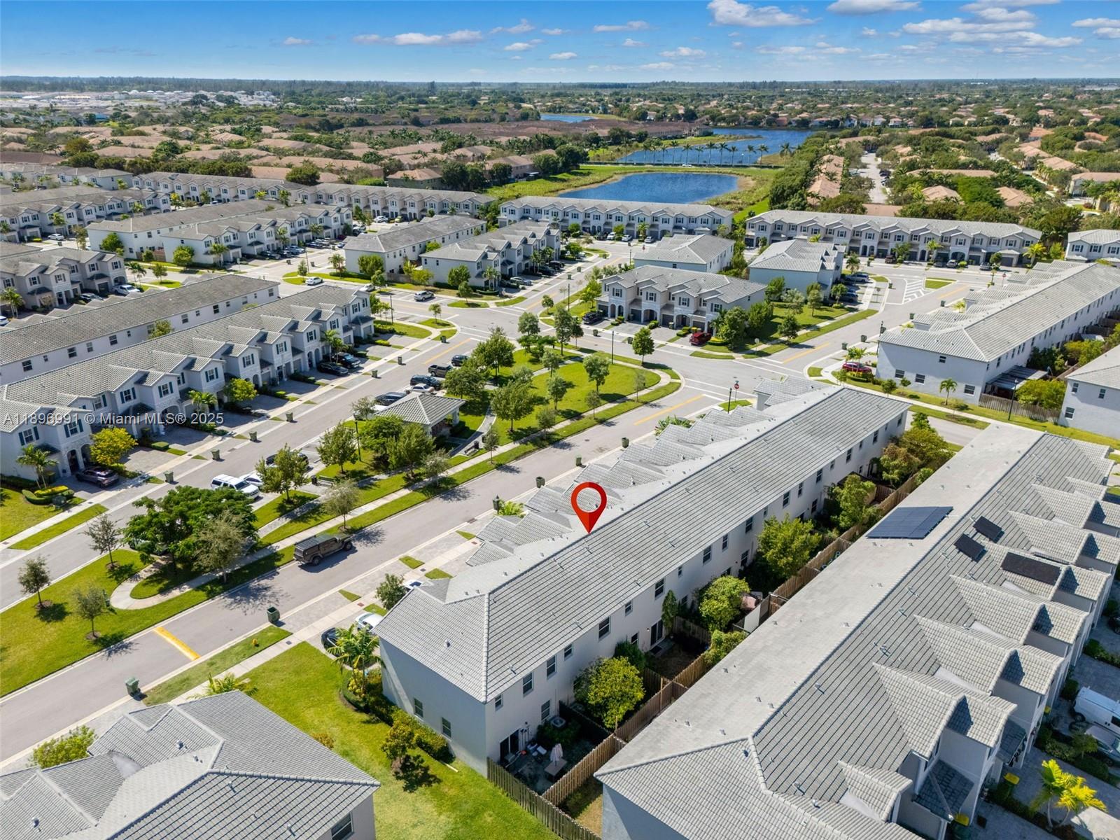 See details 2659 3 / 3 1695 sq. ft. $ 2025-11-07 0 Photo