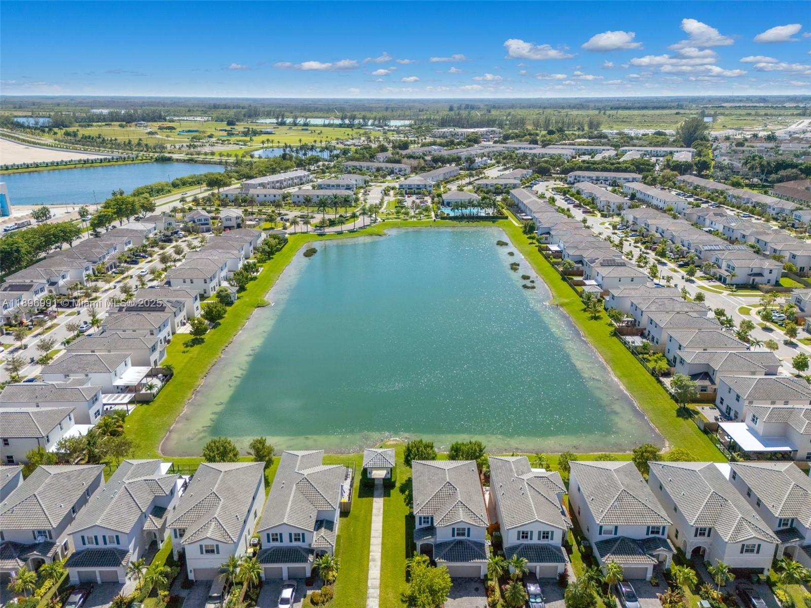 See details 2659 3 / 3 1695 sq. ft. $ 2025-11-07 0 Photo