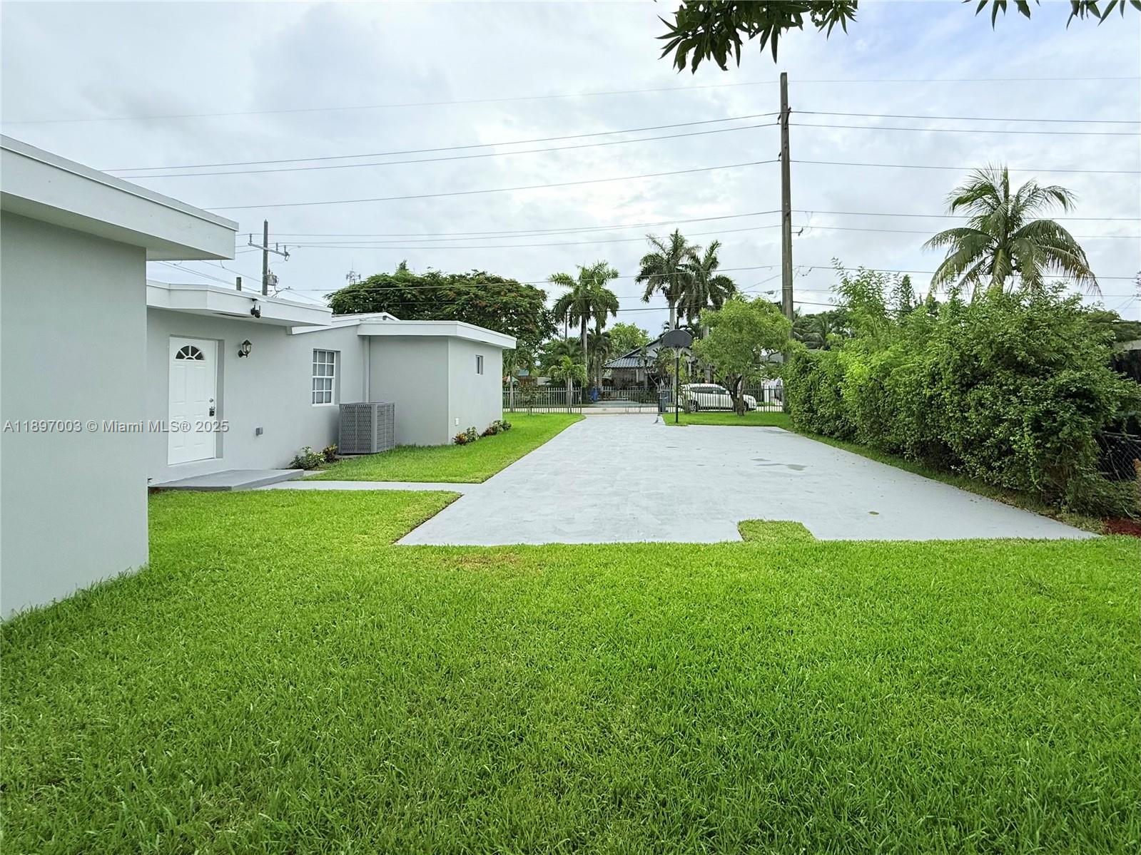 See details / 2022 sq. ft. $ 2025-10-15 0 Photo