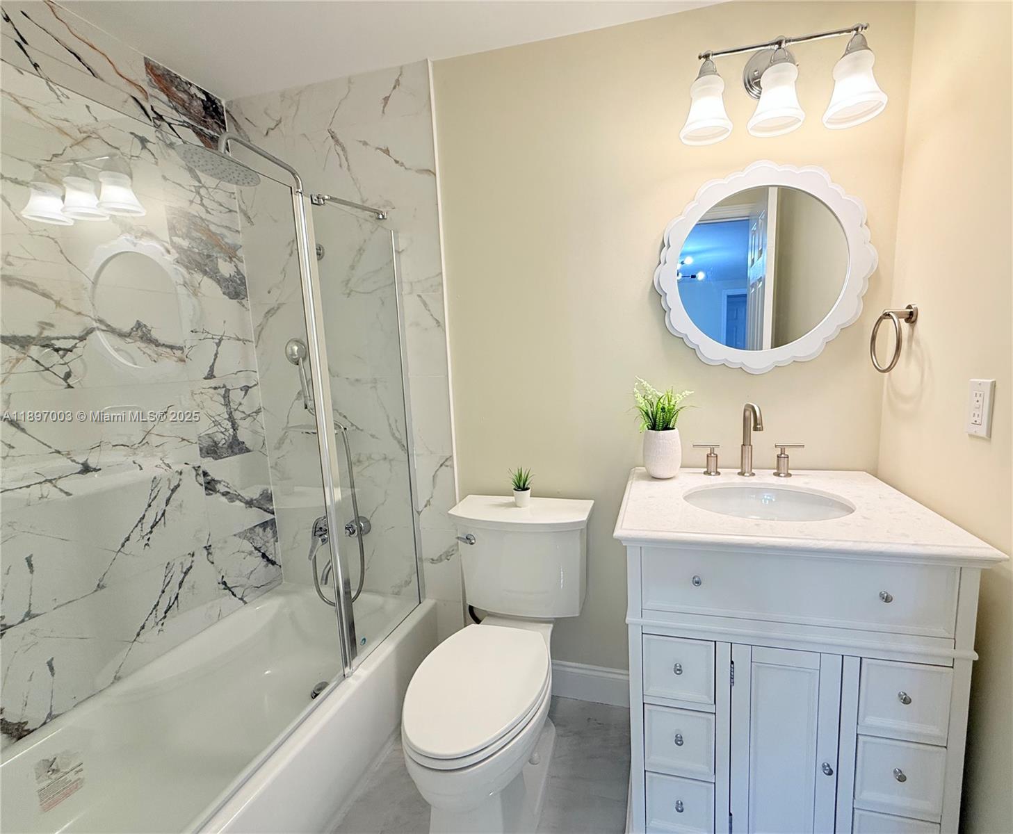 See details / 2022 sq. ft. $ 2025-10-15 0 Photo