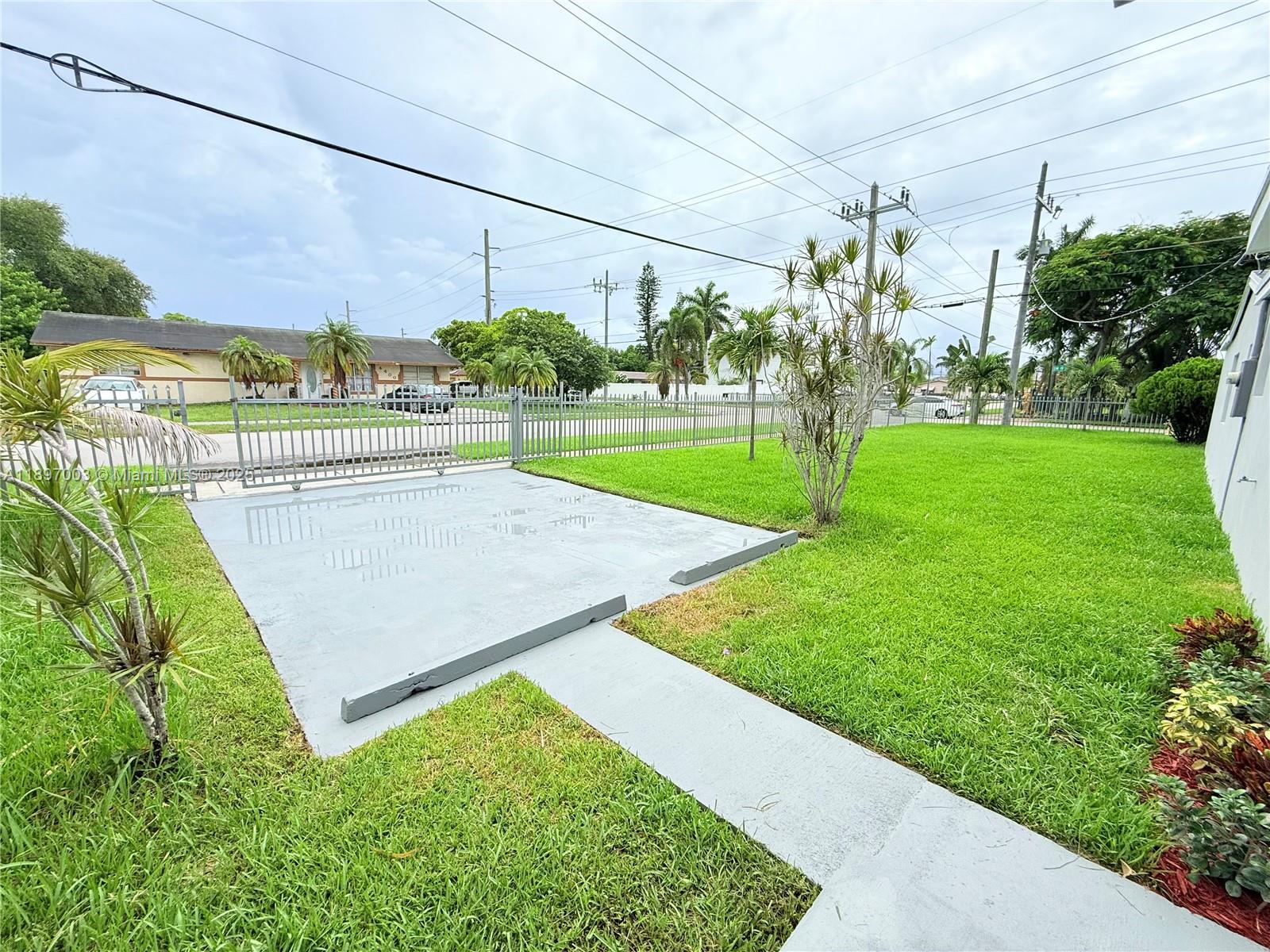 See details / 2022 sq. ft. $ 2025-10-15 0 Photo