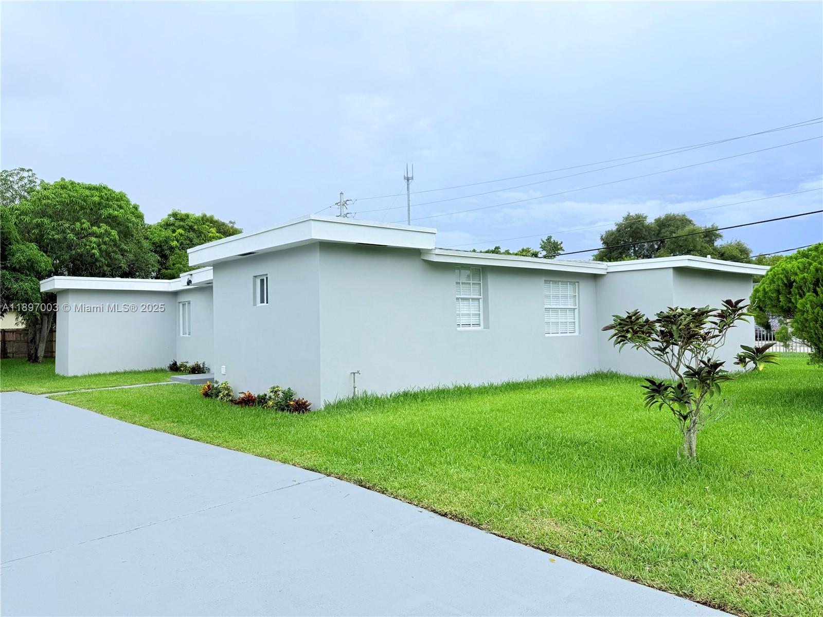 See details / 2022 sq. ft. $ 2025-10-15 0 Photo
