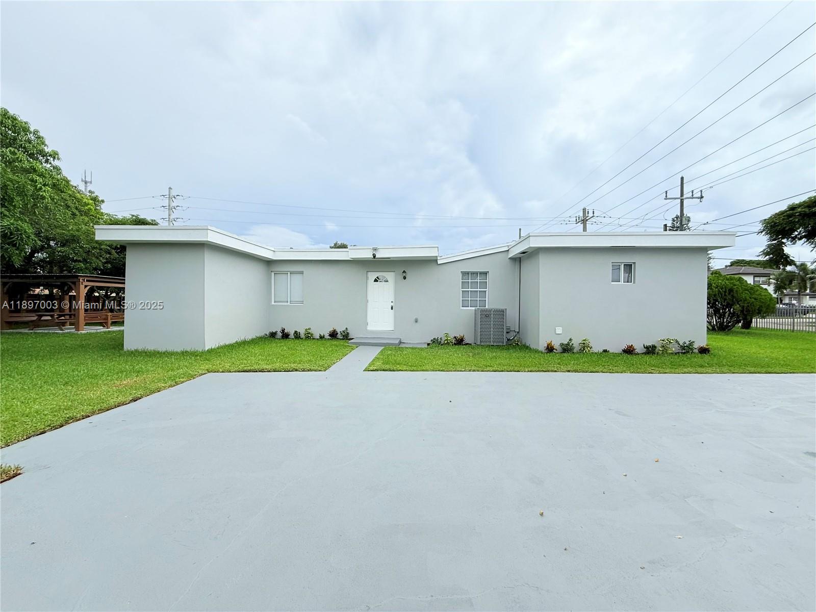 See details / 2022 sq. ft. $ 2025-10-15 0 Photo