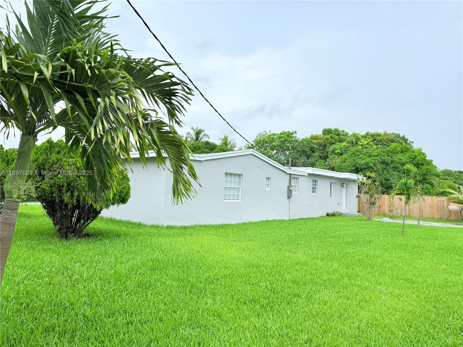 See details / 2022 sq. ft. $ 2025-10-15 0 Photo