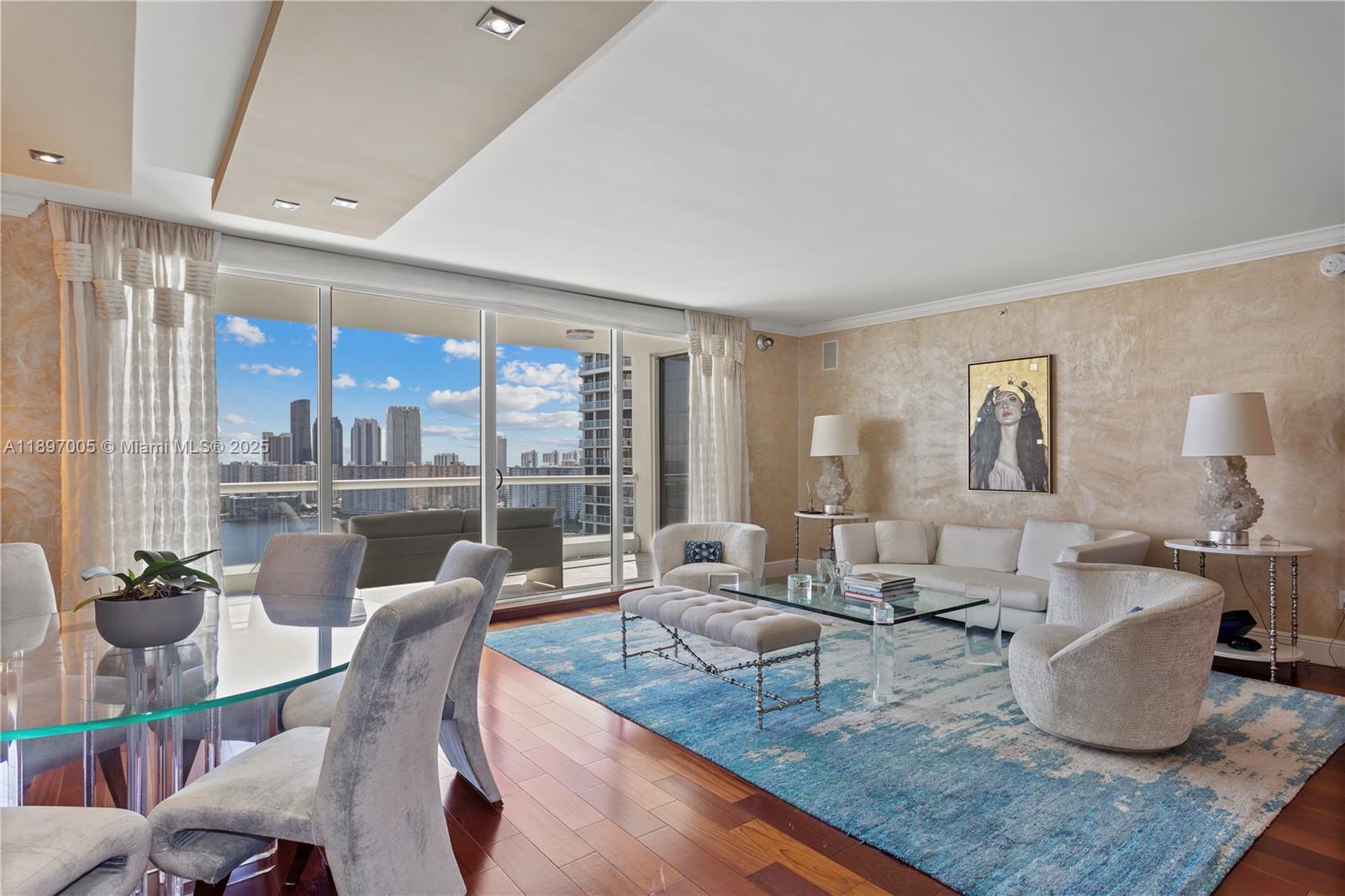 See details 2507 3 / 4 2840 sq. ft. $ 2025-10-15 0 Photo