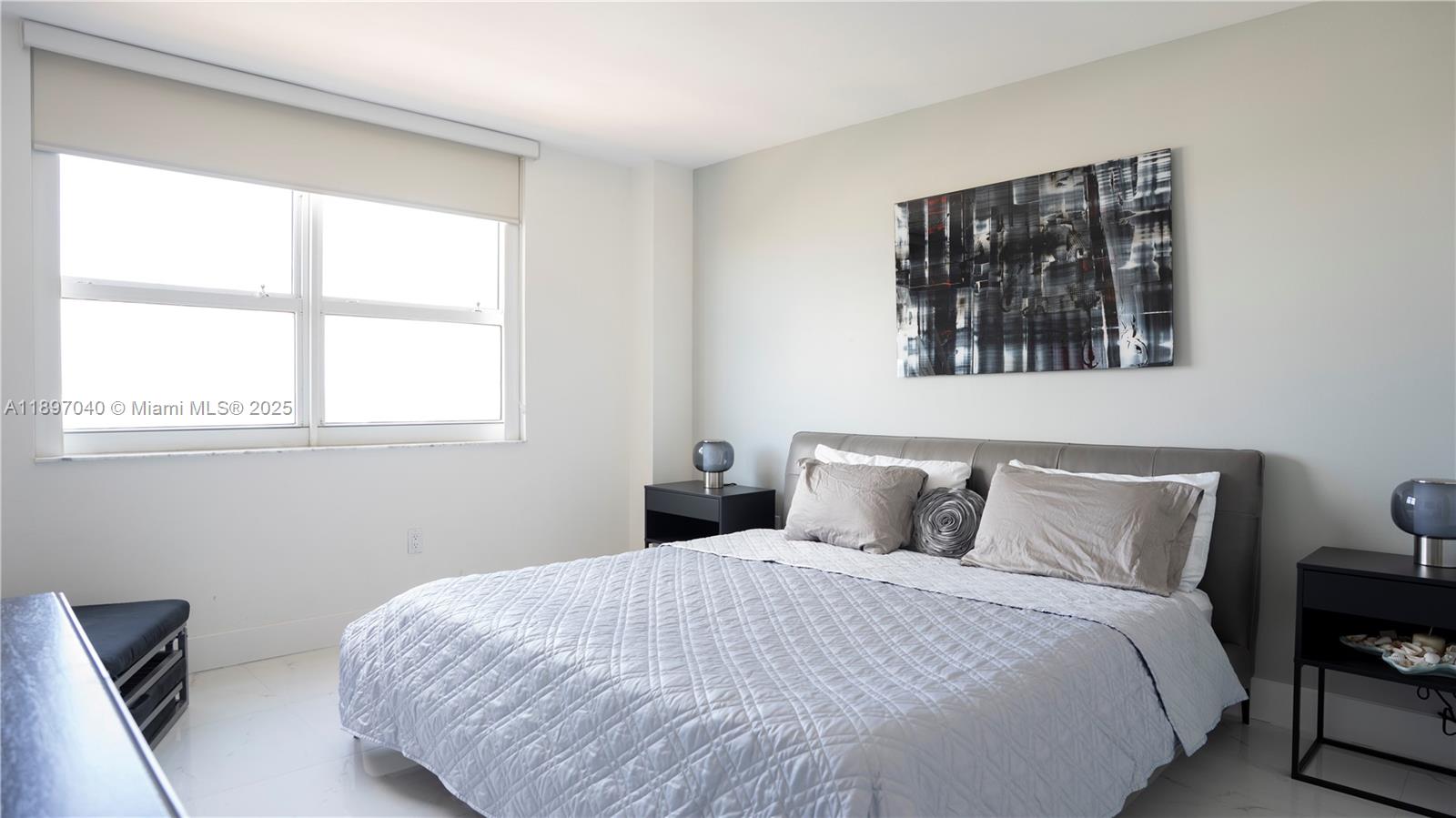 See details 90 2 / 2 1080 sq. ft. $ 2025-10-16 0 Photo
