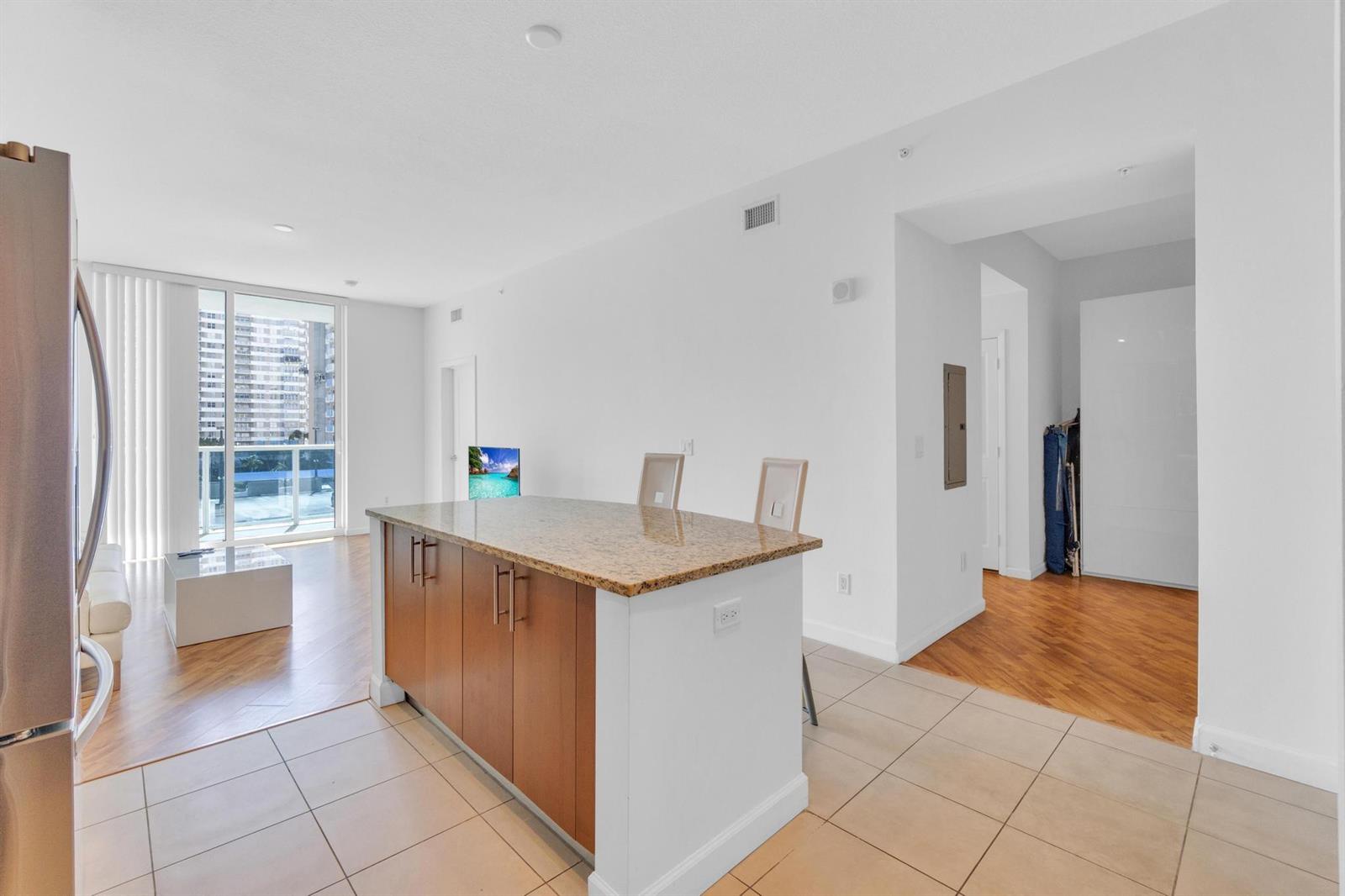 Photo of 1945 Ocean #502, Hallandale Beach, Florida, 33009 - Photo 12
