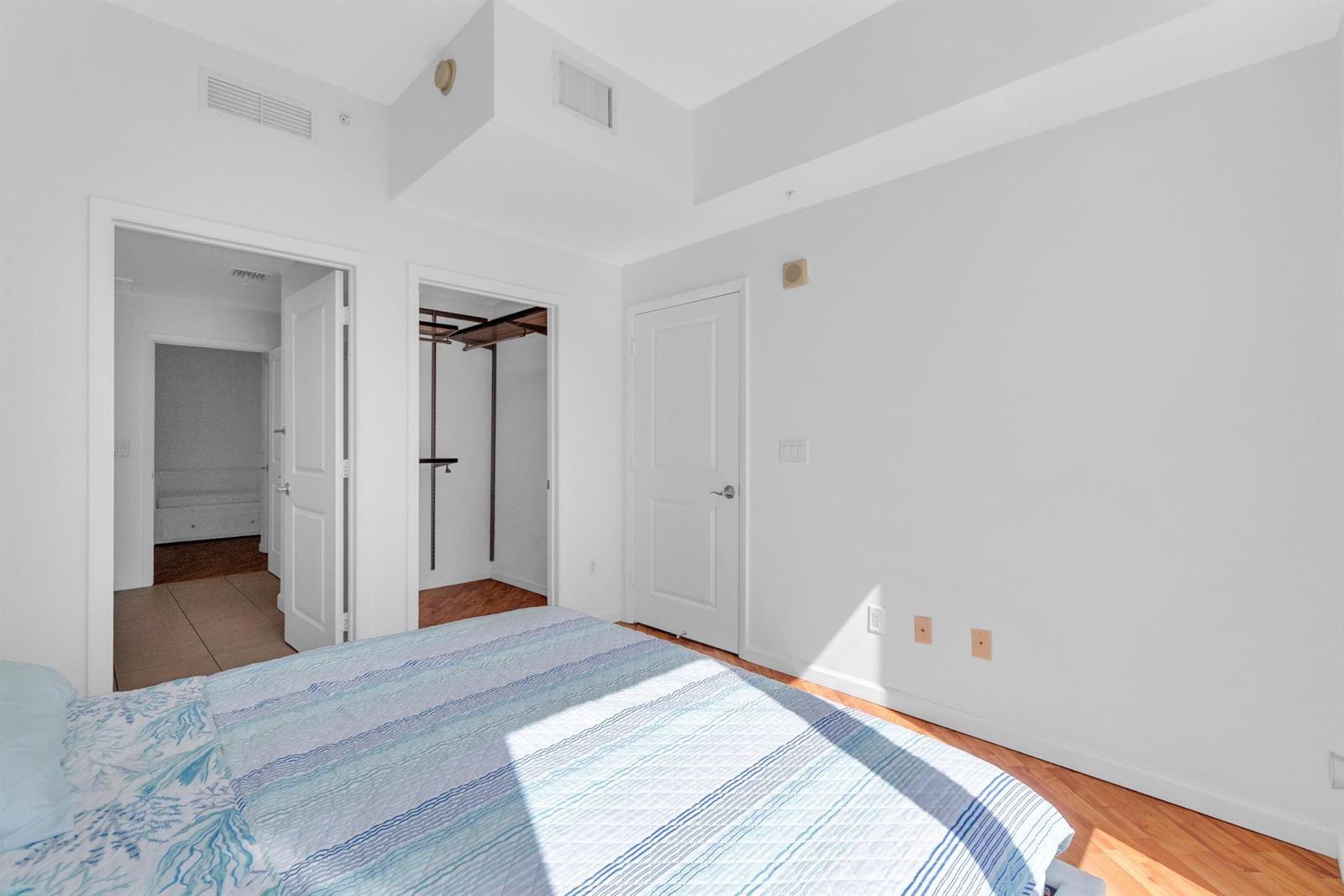 Photo of 1945 Ocean #502, Hallandale Beach, Florida, 33009 - Photo 15