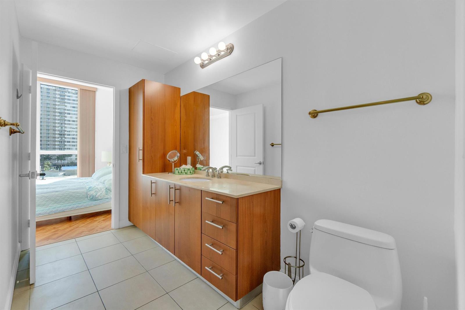 Photo of 1945 Ocean #502, Hallandale Beach, Florida, 33009 - Photo 18