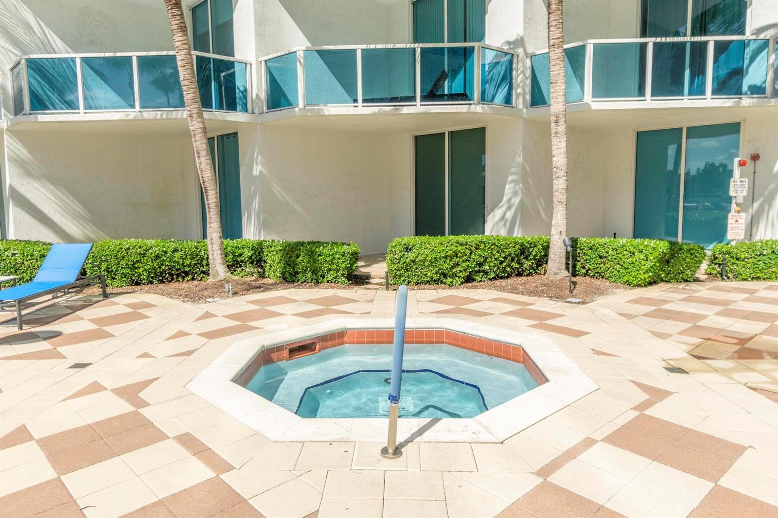 Photo of 1945 Ocean #502, Hallandale Beach, Florida, 33009 - Photo 33