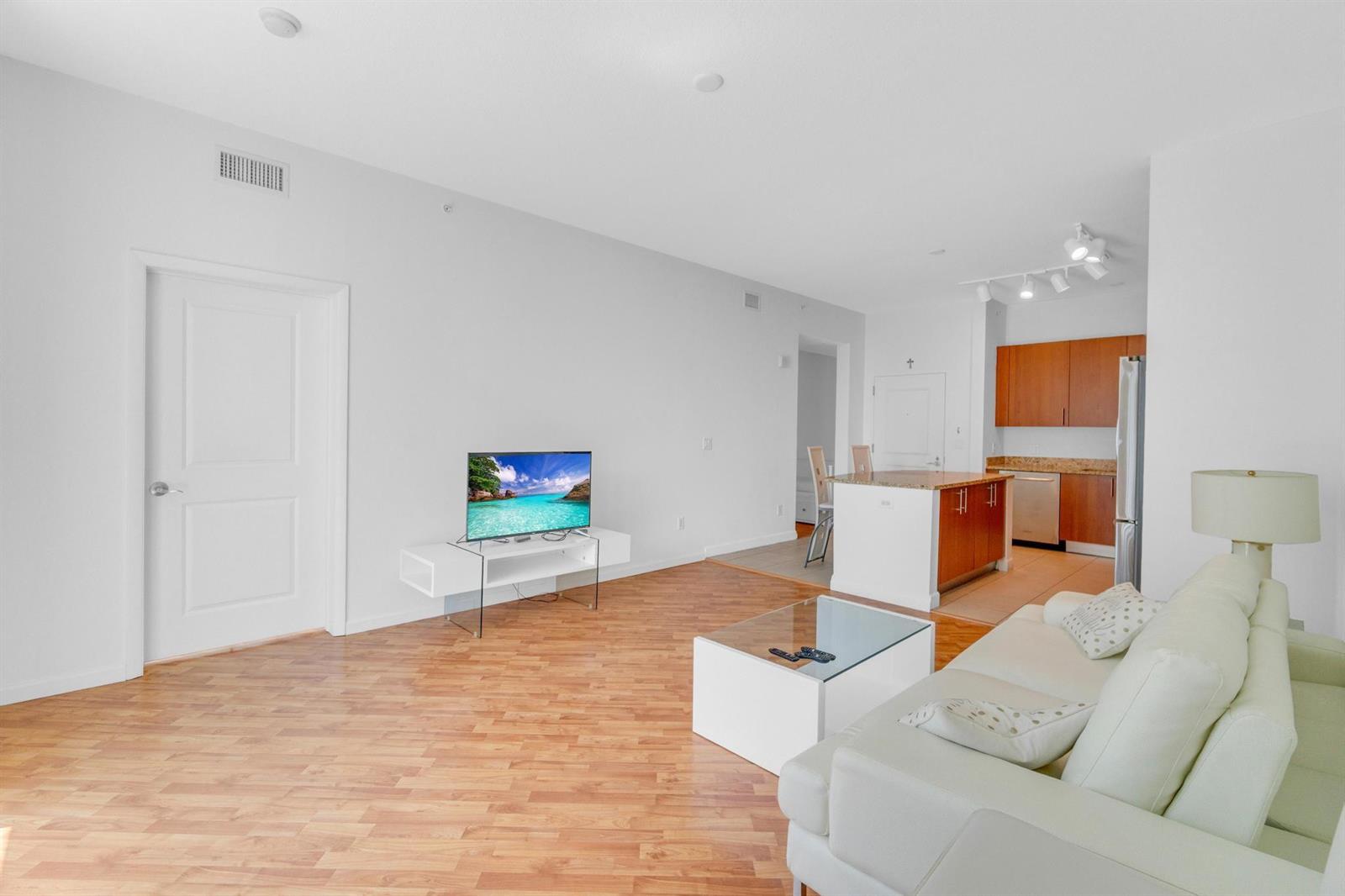 Photo of 1945 Ocean #502, Hallandale Beach, Florida, 33009 - Photo 8
