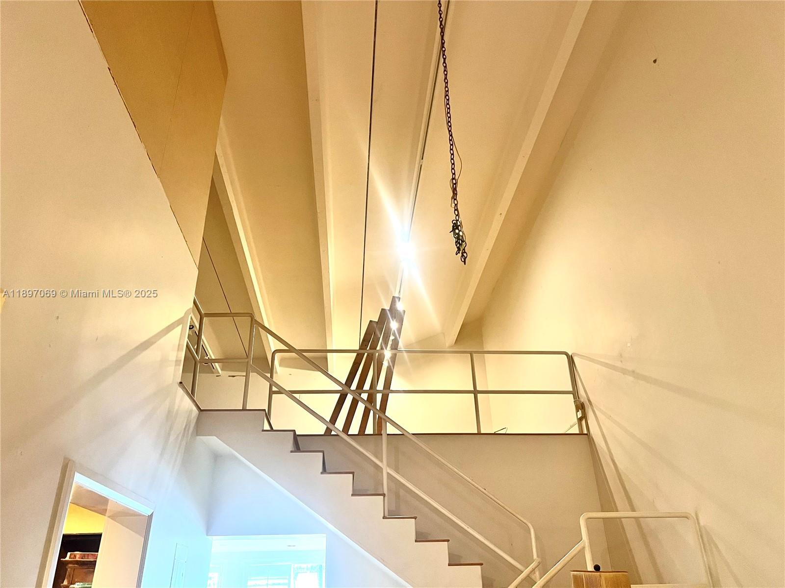 Подробнее / кв.футов $ 2025-10-16 0 Фото