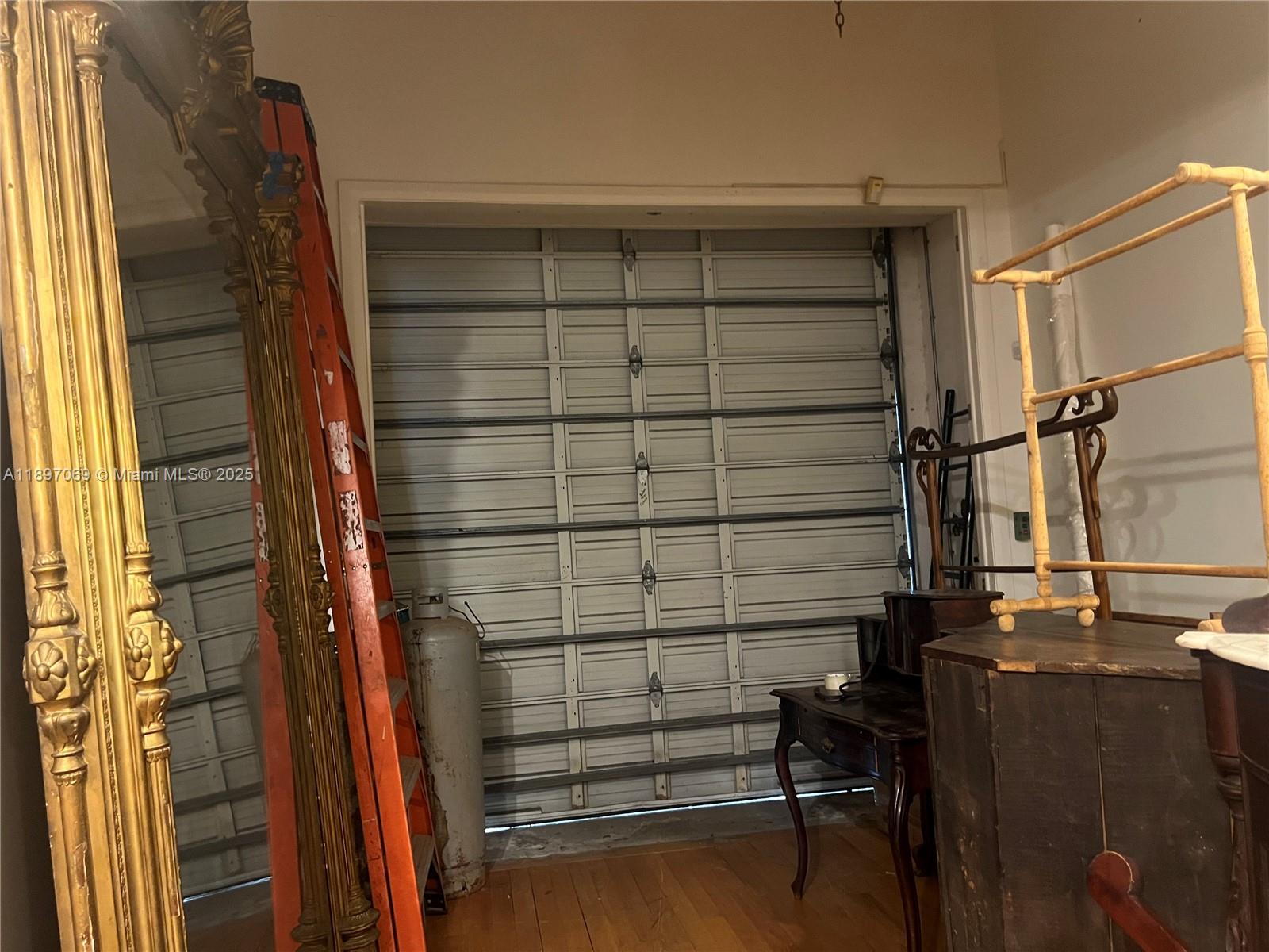 Подробнее / кв.футов $ 2025-10-16 0 Фото