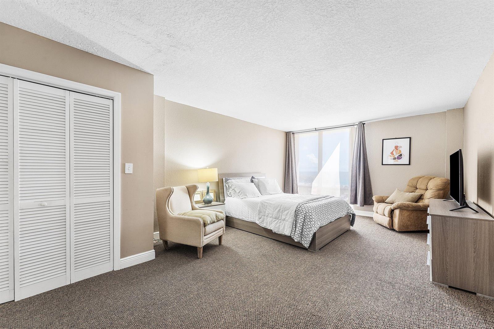 Photo of 1600 Ocean  #7h, Hollywood, Florida, 33019 - 017-1600SouthOceanDrive-7H-Hollywood-FL-