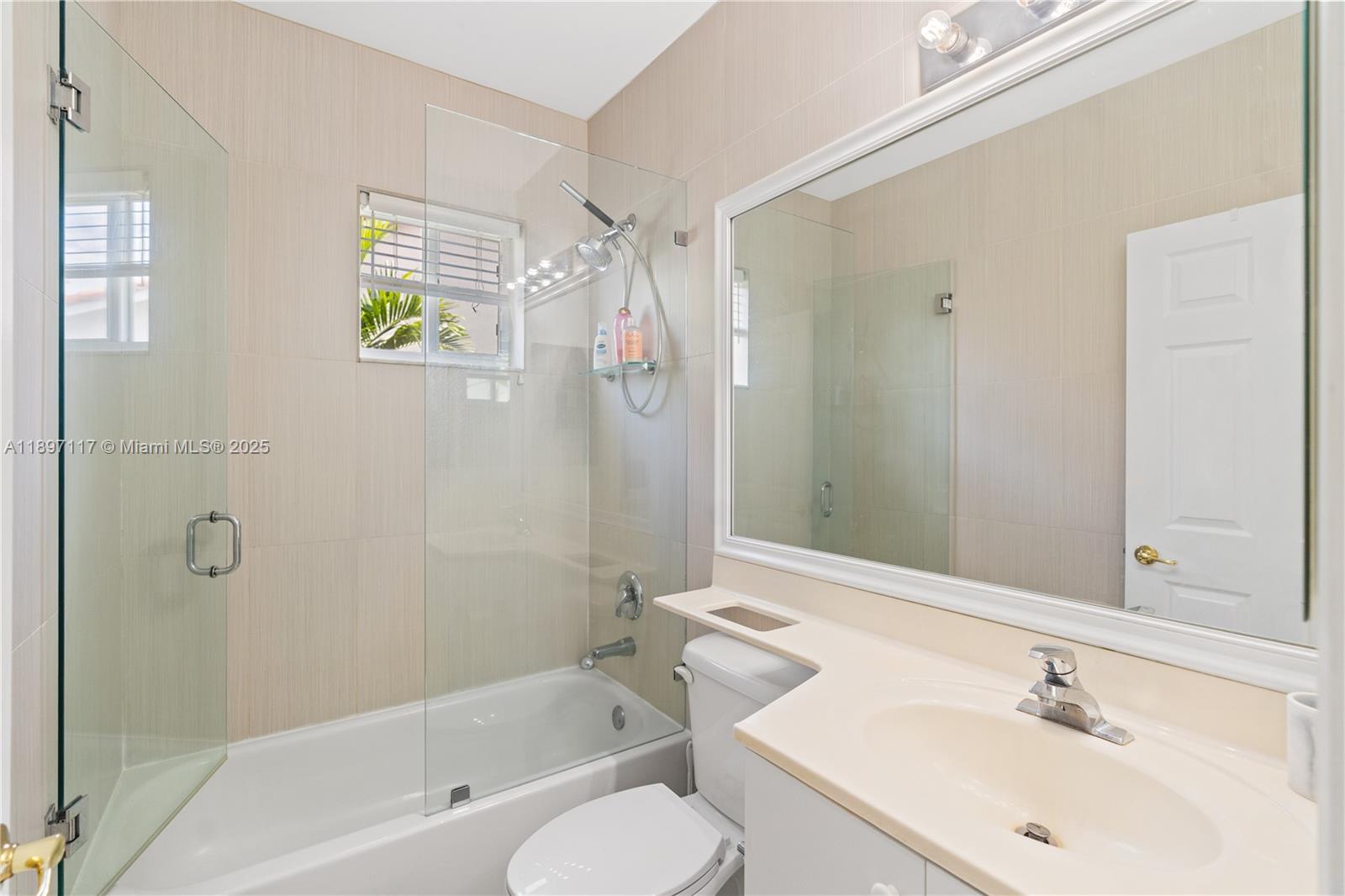 Photo of 21396 Marina Cove Cir (21396), Aventura, Florida, 33180 -