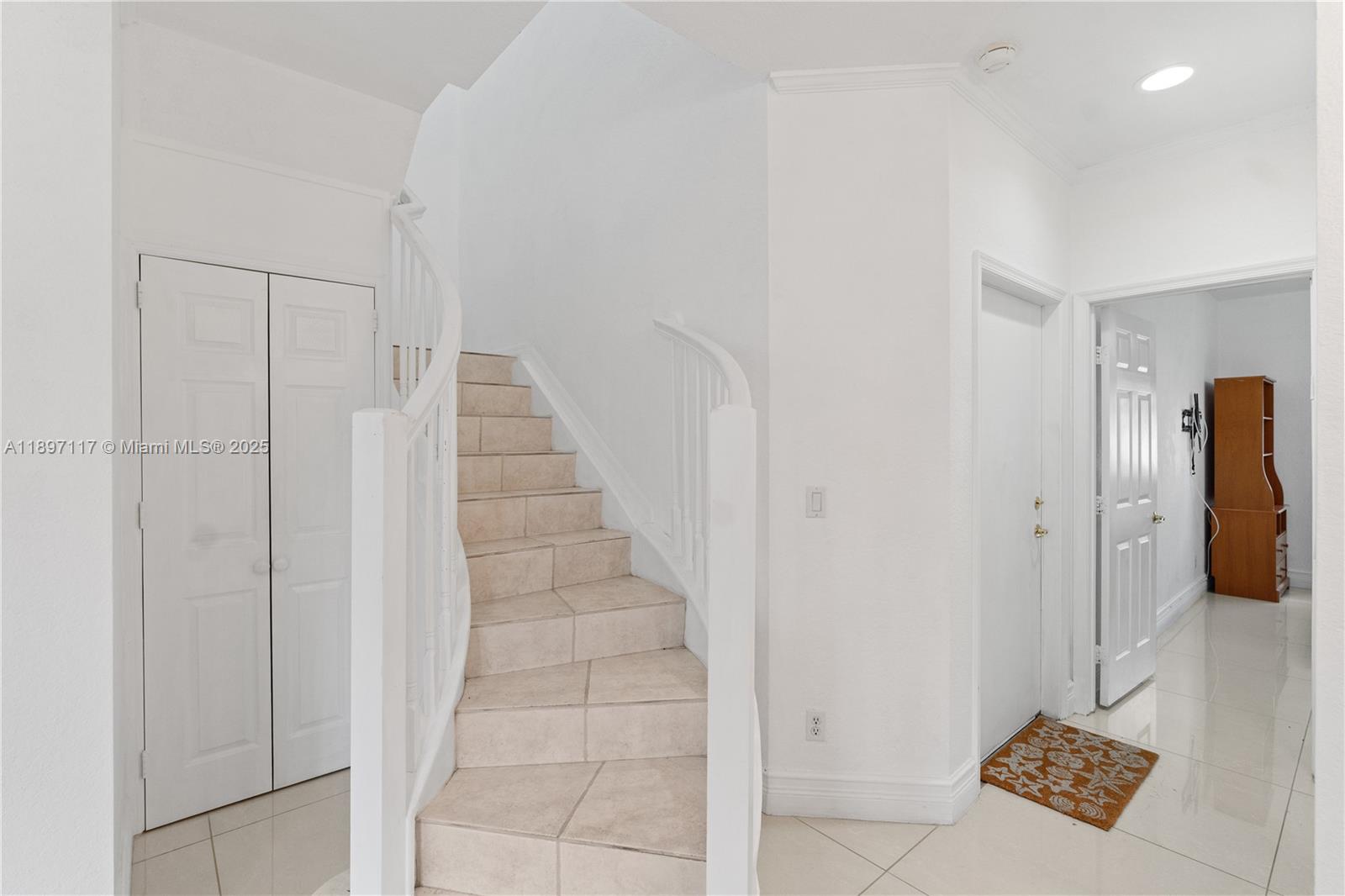 Photo of 21396 Marina Cove Cir (21396), Aventura, Florida, 33180 -