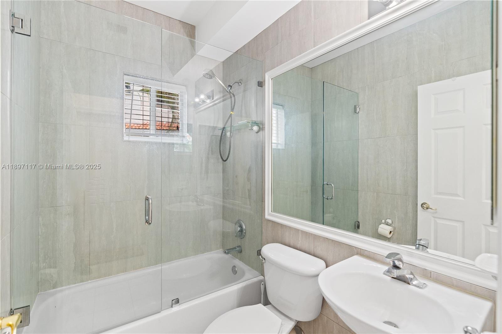 Photo of 21396 Marina Cove Cir (21396), Aventura, Florida, 33180 -