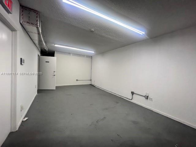 E106  /   sq. ft. $ 2025-10-30 0 foto