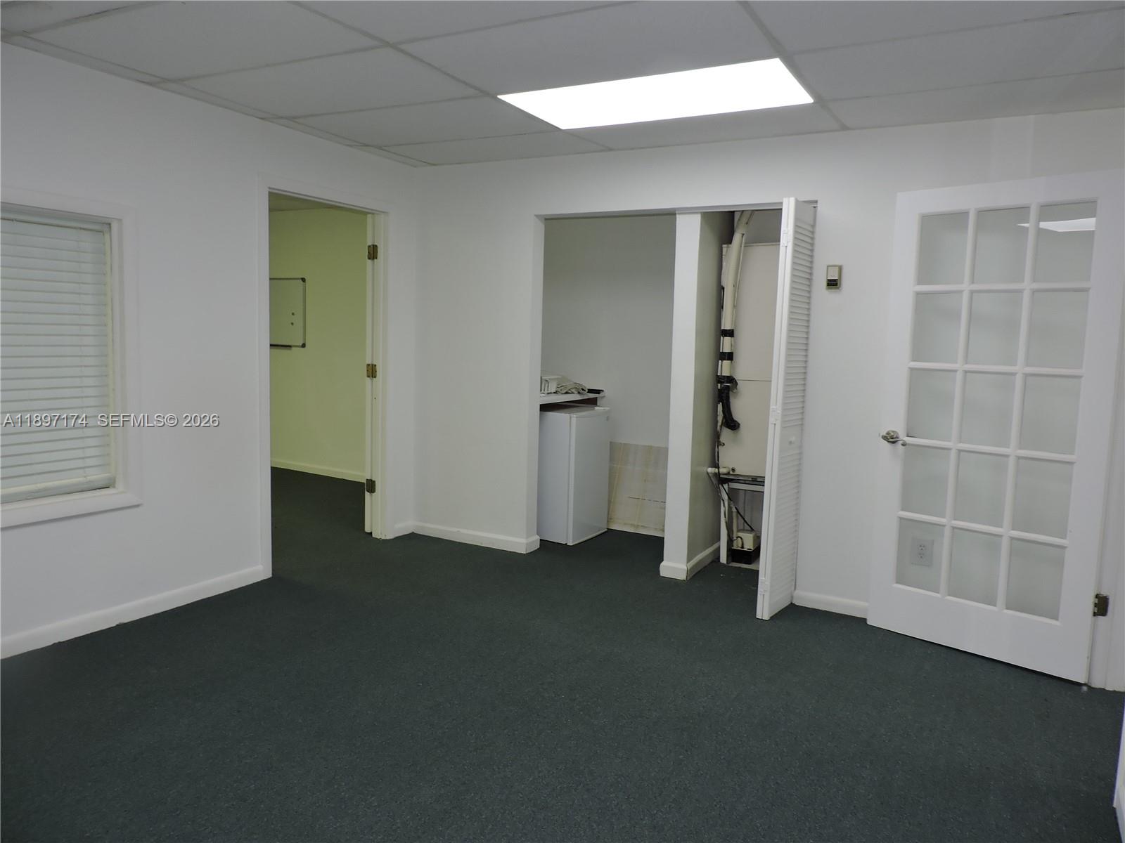 E106  /   sq. ft. $ 2026-01-06 0 Photo