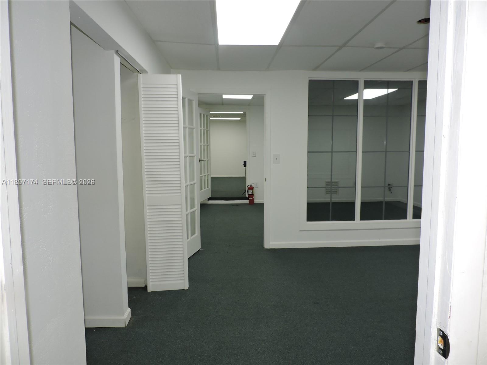 E106  /   sq. ft. $ 2026-01-06 0 Photo