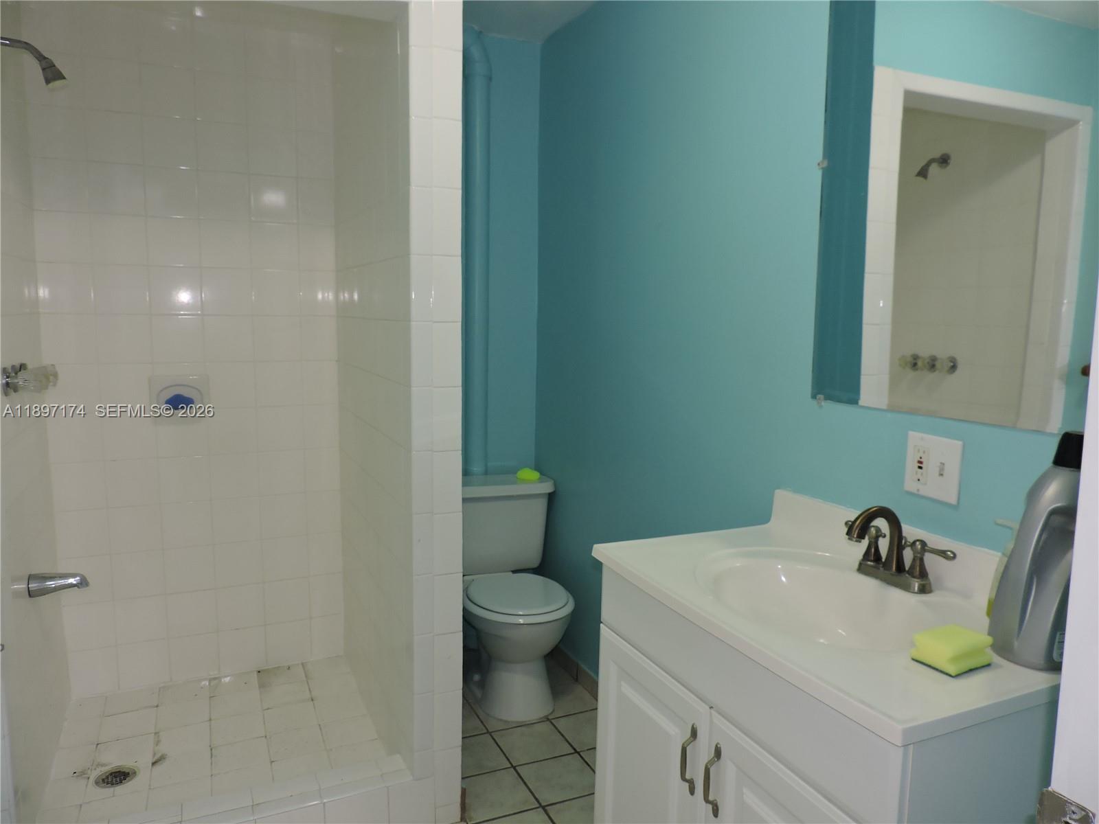 E106  /   sq. ft. $ 2026-01-06 0 Photo