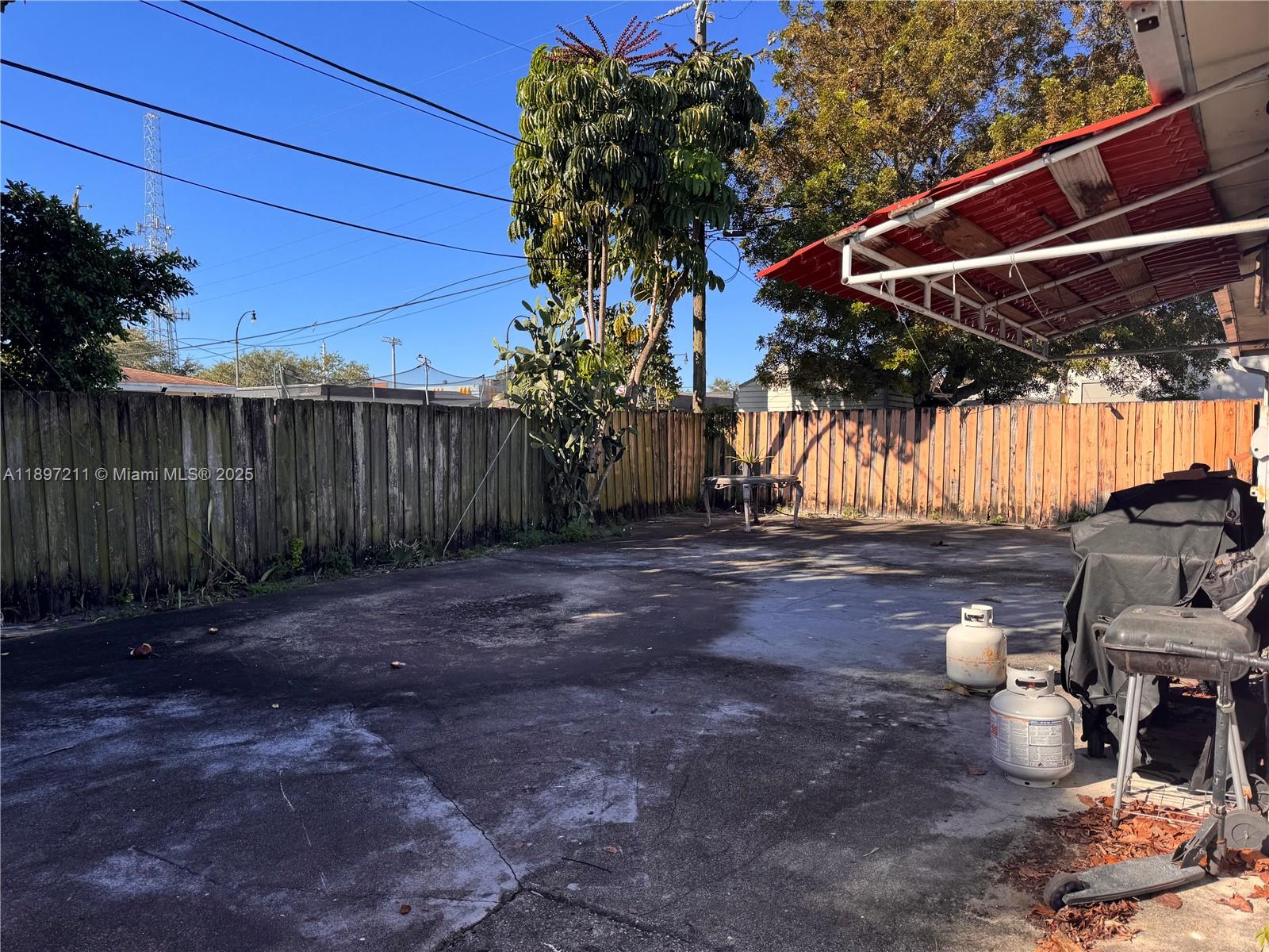 See details / 2179 sq. ft. $ 2025-10-16 0 Photo