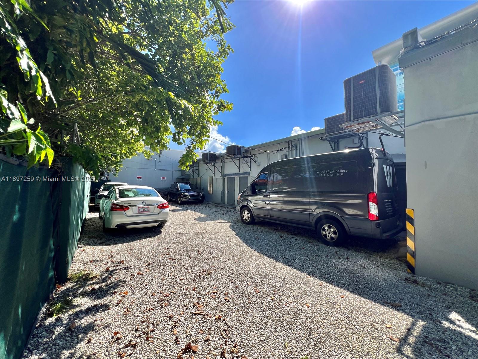 Ver detalles   /   sq. ft. $ 2025-10-16 0 foto