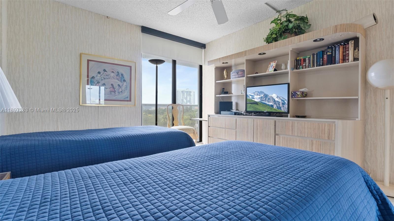 Photo of 3701 Country Club Dr  #606, Aventura, Florida, 33180 - 