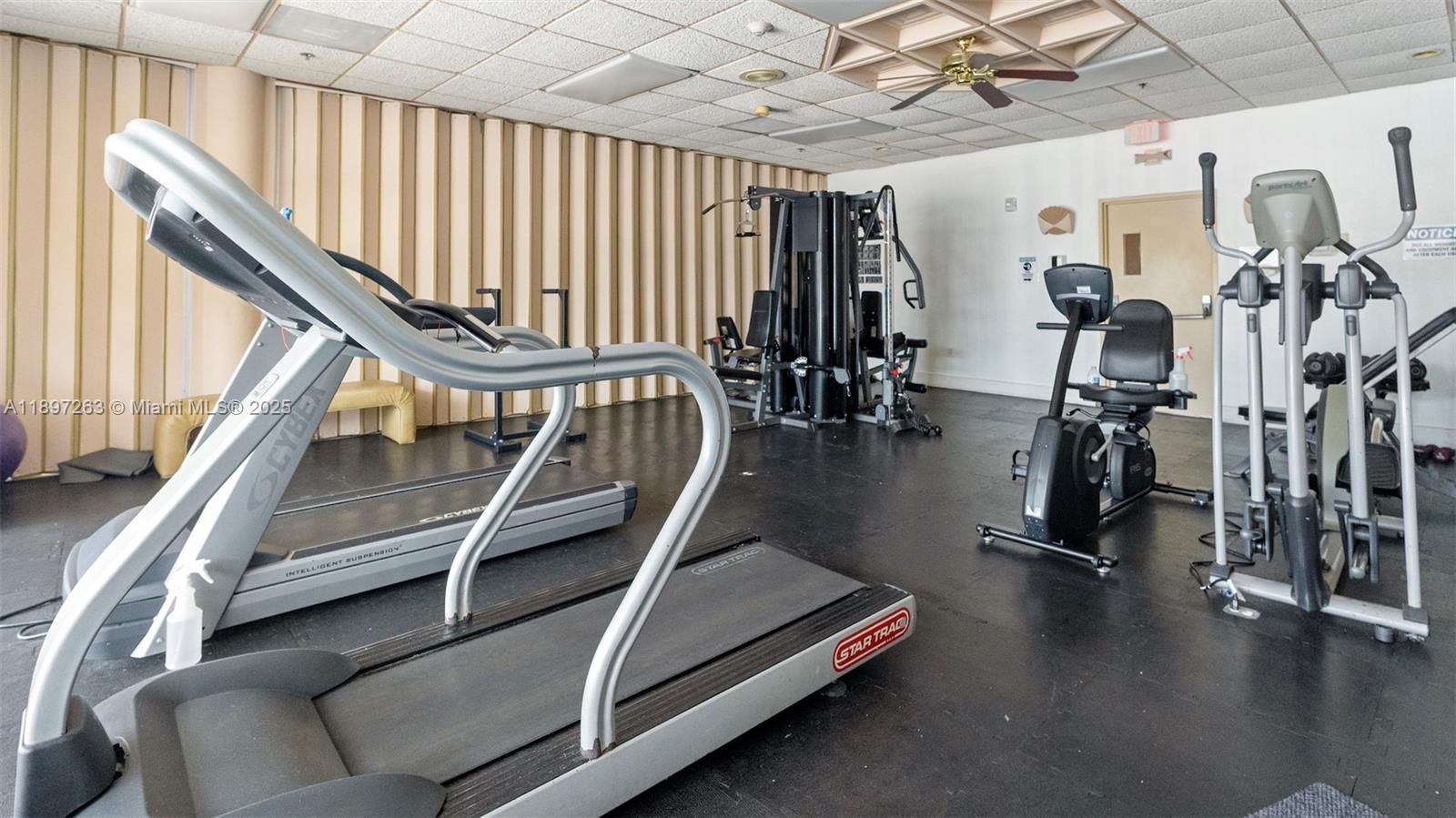 Photo of 3701 Country Club Dr  #606, Aventura, Florida, 33180 - 