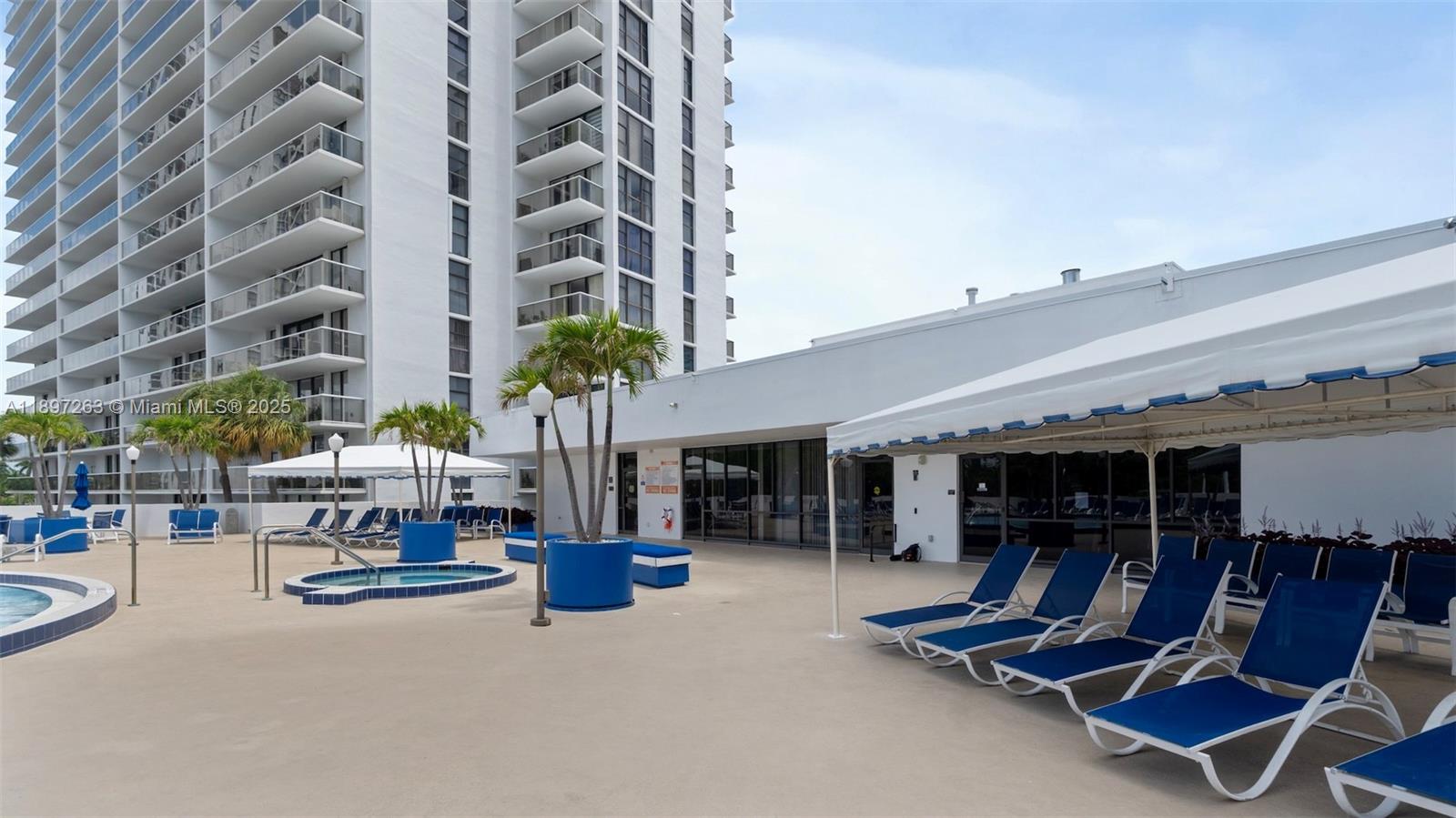 Photo of 3701 Country Club Dr  #606, Aventura, Florida, 33180 - 