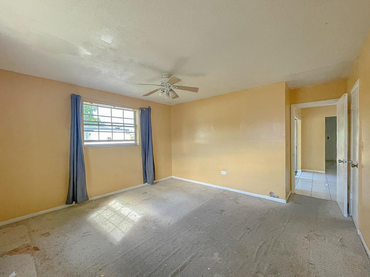 Ver detalles 2421 3 / 2 1346 sq. ft. $ 2026-01-31 0 foto