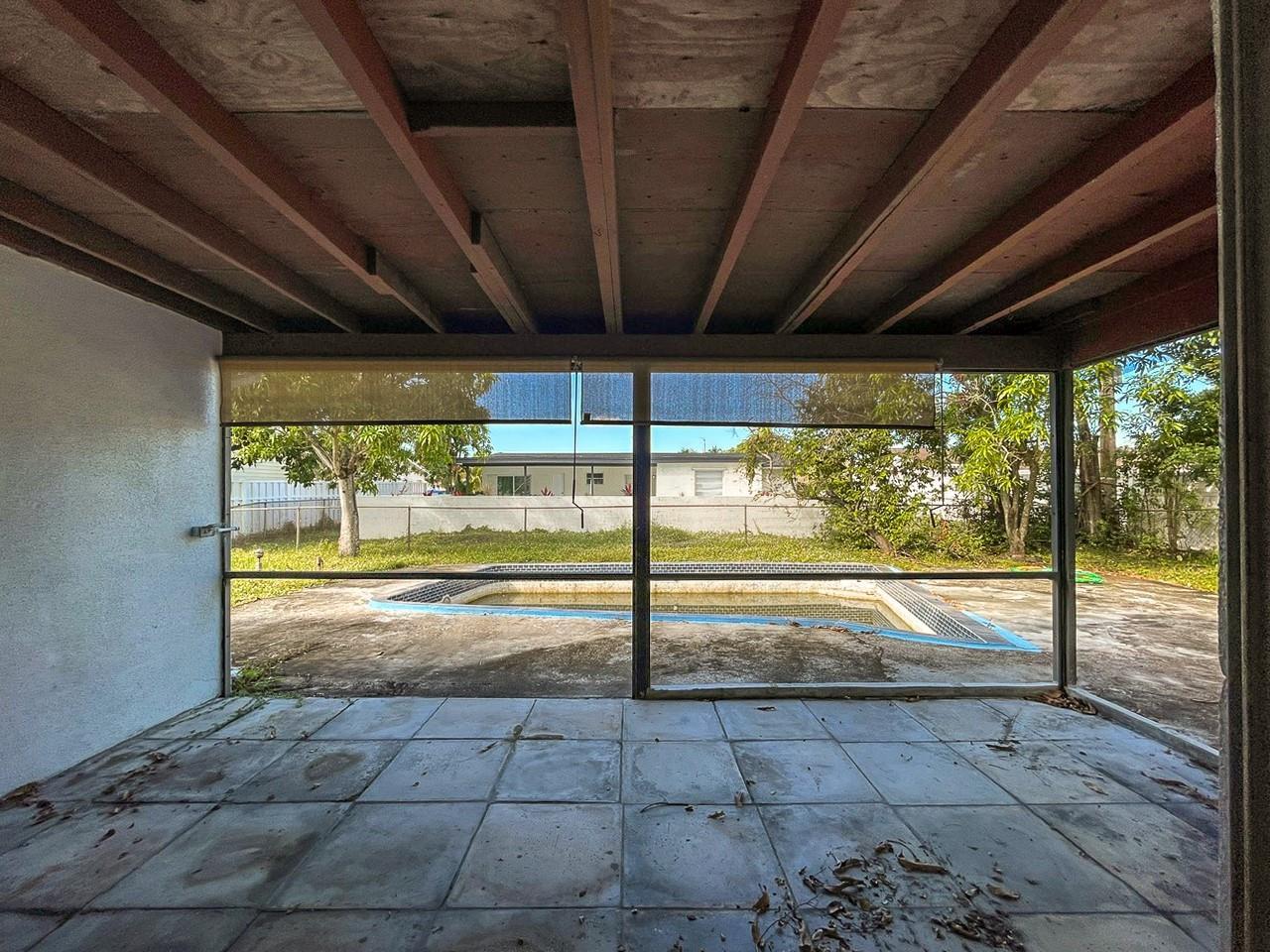 Ver detalles 2421 3 / 2 1346 sq. ft. $ 2026-01-31 0 foto