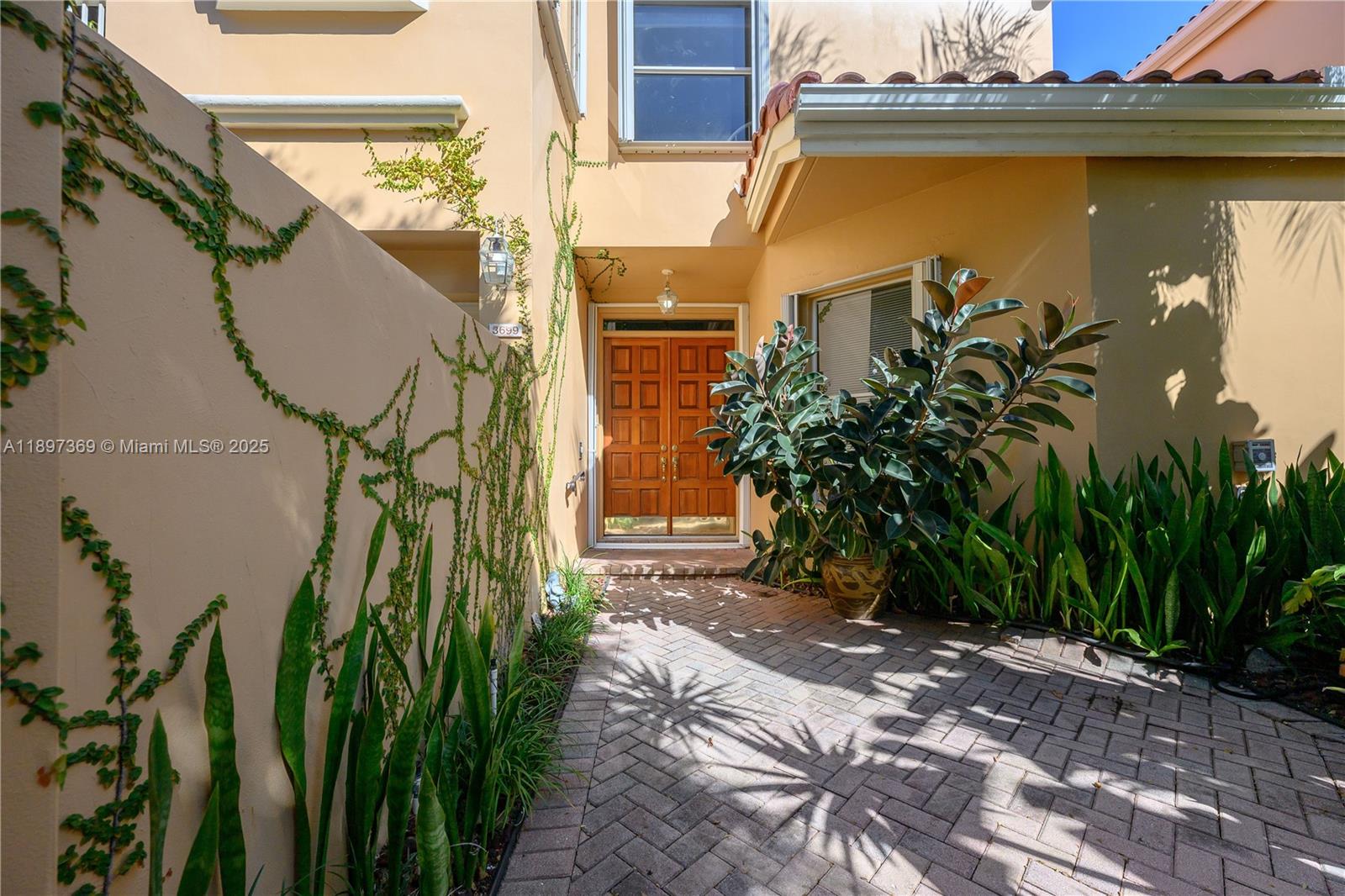 Photo of 3699 208th Ter  (3699), Aventura, Florida, 33180 -