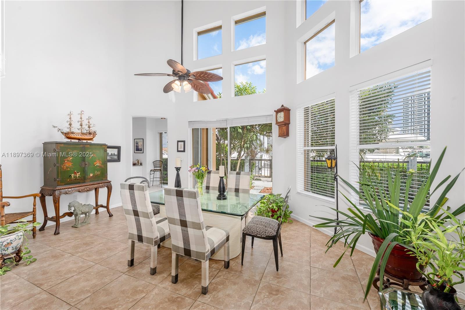 Photo of 3699 208th Ter  (3699), Aventura, Florida, 33180 -
