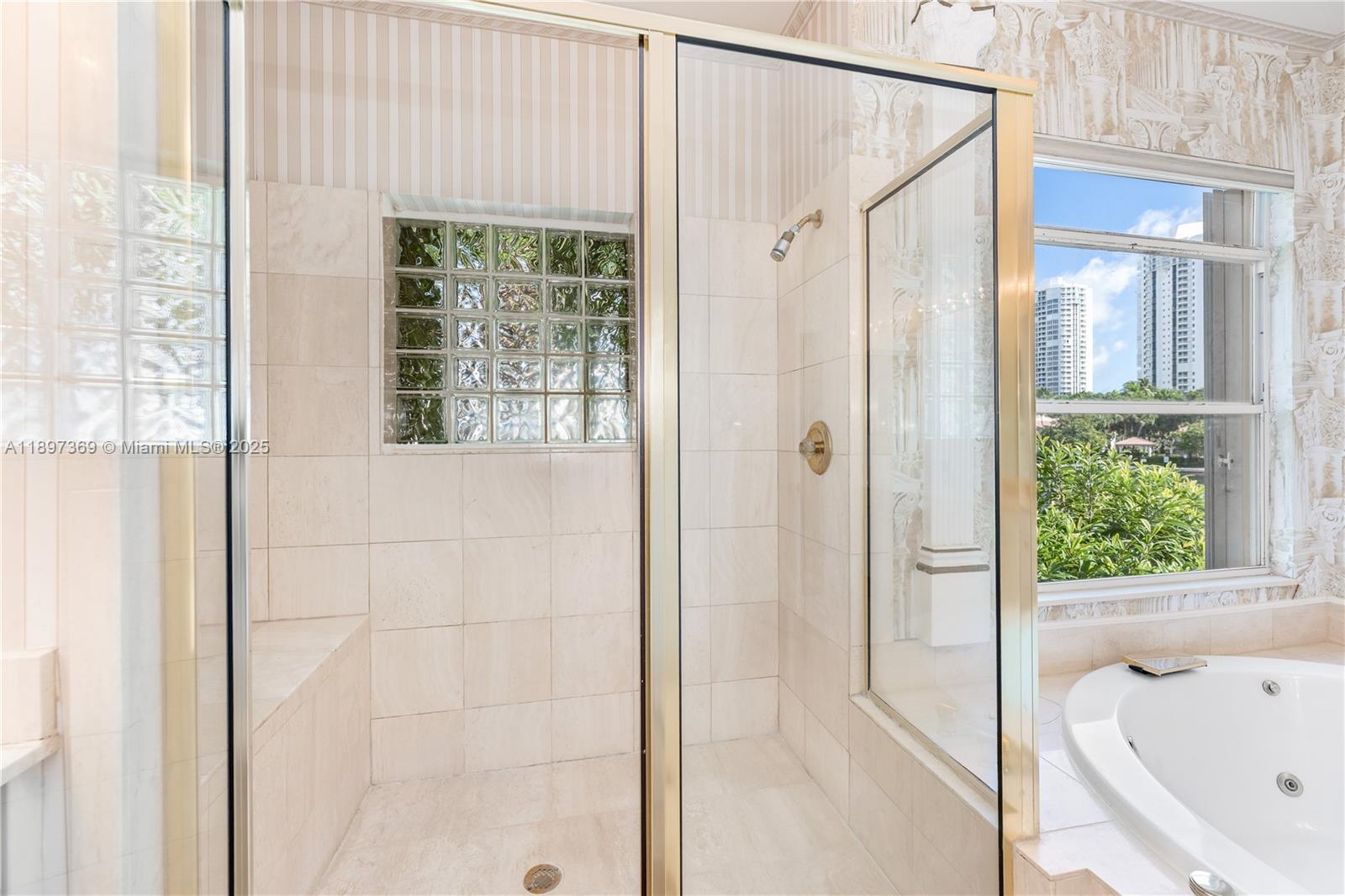 Photo of 3699 208th Ter  (3699), Aventura, Florida, 33180 -