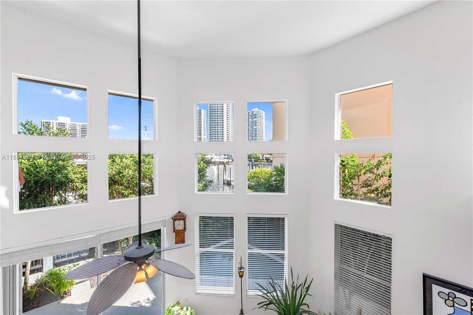 Photo of 3699 208th Ter  (3699), Aventura, Florida, 33180 -