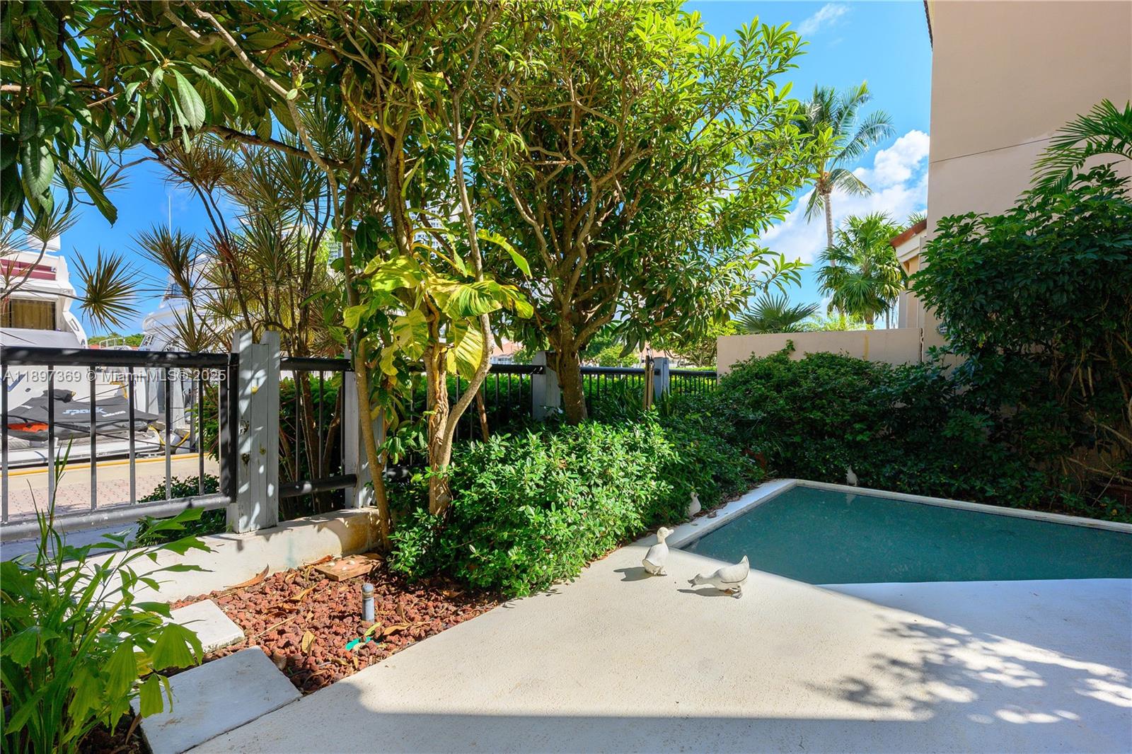 Photo of 3699 208th Ter  (3699), Aventura, Florida, 33180 -