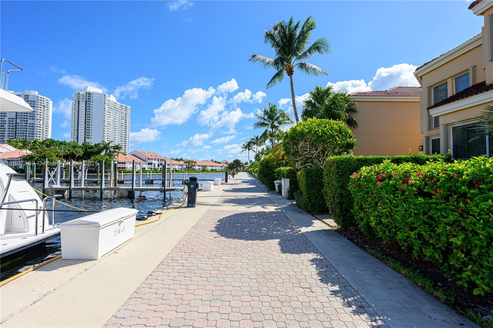 Photo of 3699 208th Ter  (3699), Aventura, Florida, 33180 -