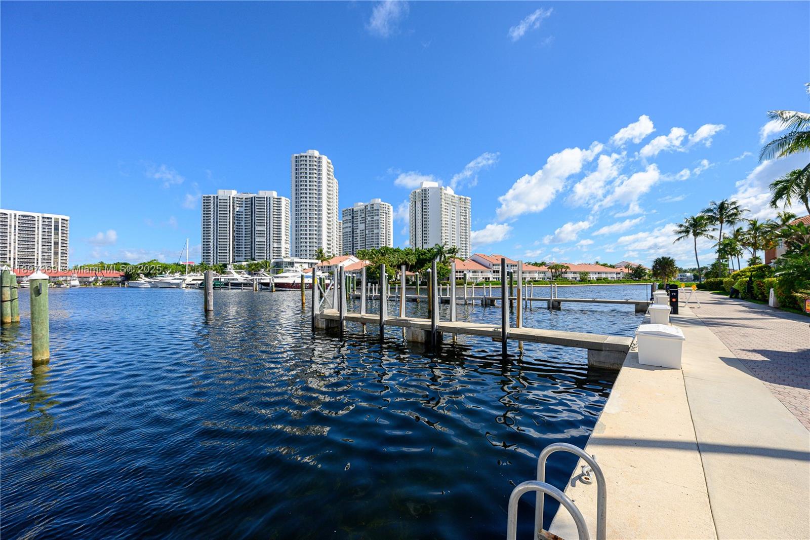 Photo of 3699 208th Ter  (3699), Aventura, Florida, 33180 - Marina