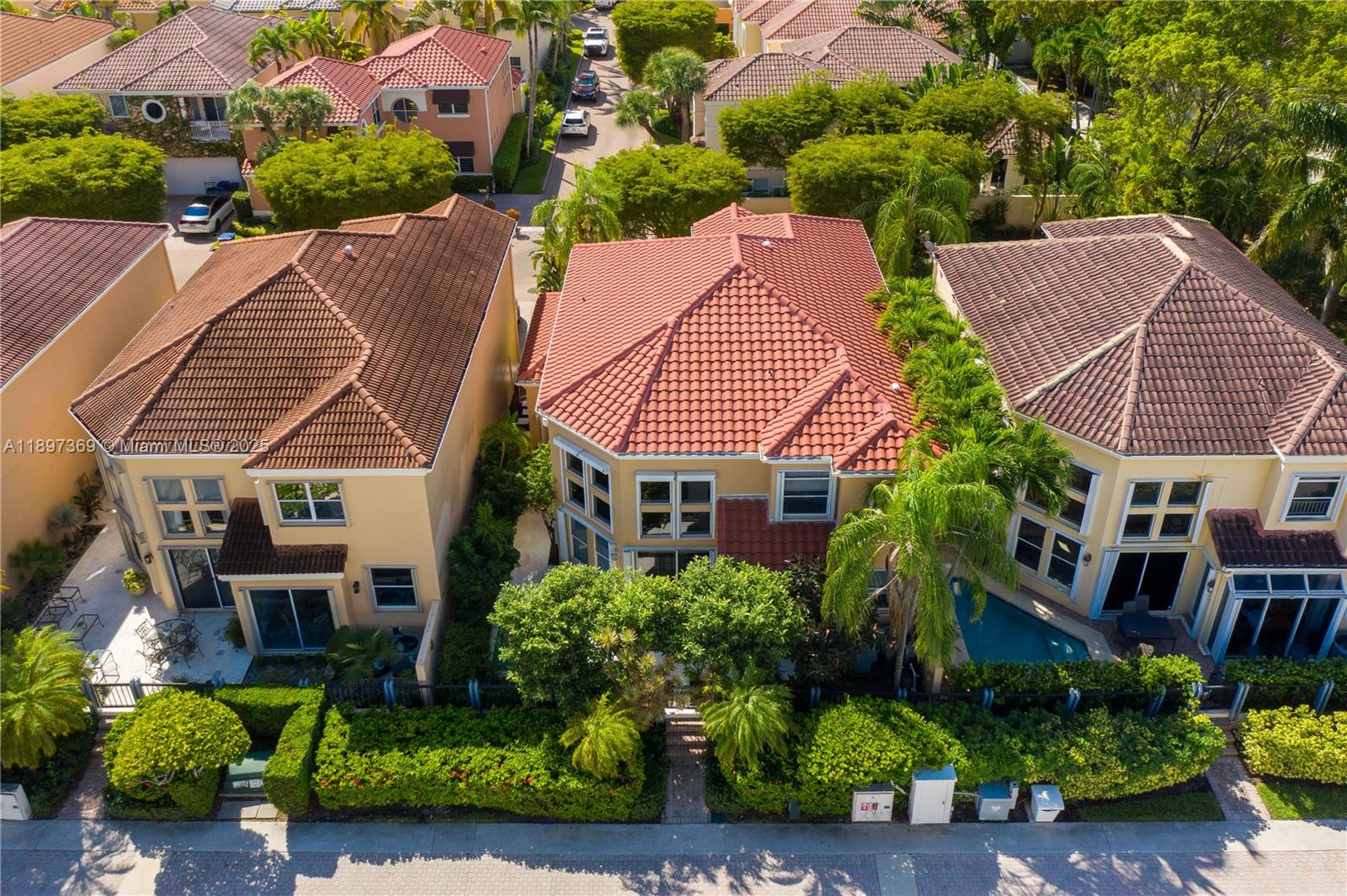 Photo of 3699 208th Ter  (3699), Aventura, Florida, 33180 -