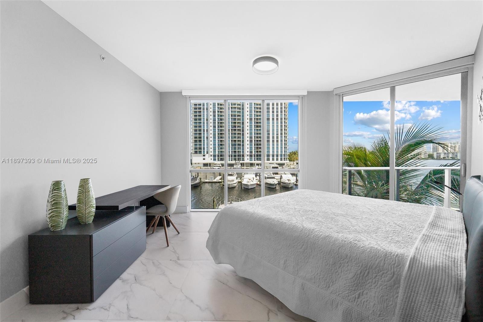 Photo of 17111 Biscayne Blvd  #307, North Miami Beach, Florida, 33160 -