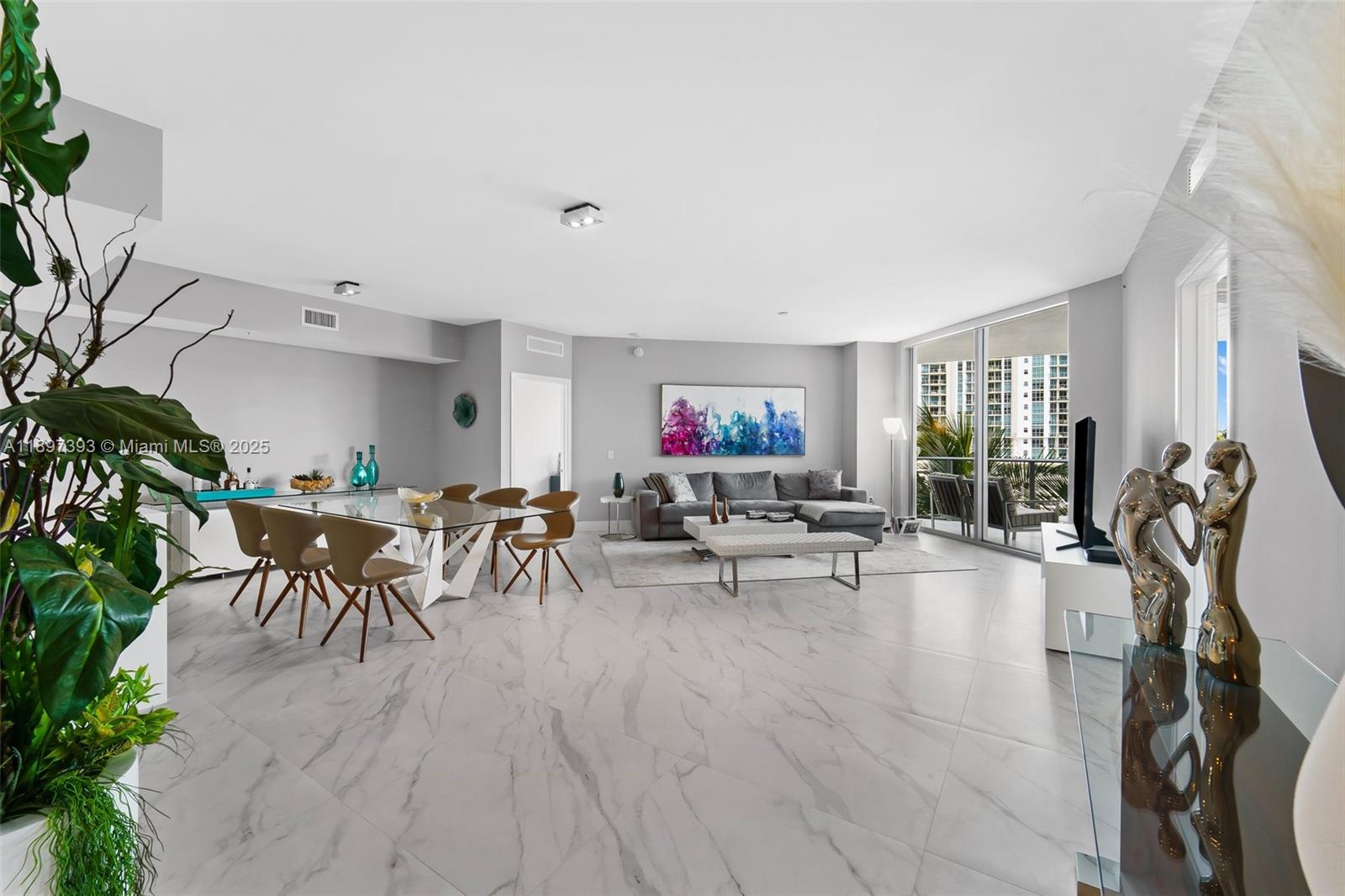 Photo of 17111 Biscayne Blvd  #307, North Miami Beach, Florida, 33160 -