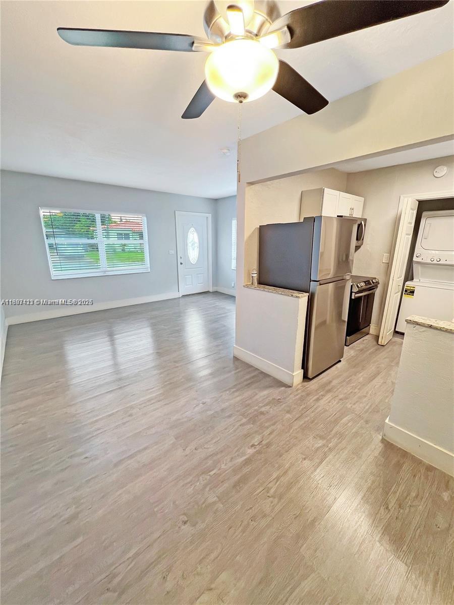 Ver detalles / 1280 sq. ft. $ 2025-10-16 0 foto