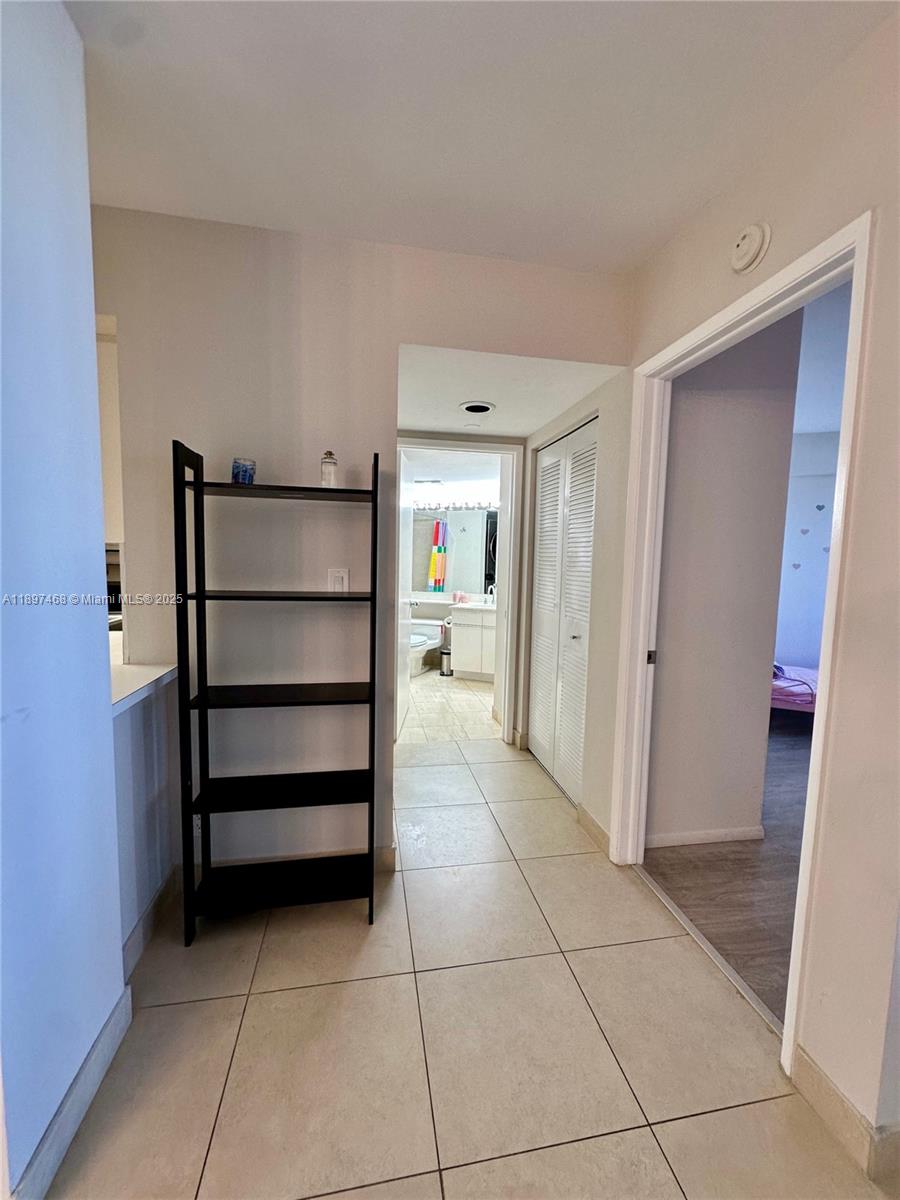 Photo of 3600 Mystic Pointe Dr  #1510, Aventura, Florida, 33180 - 