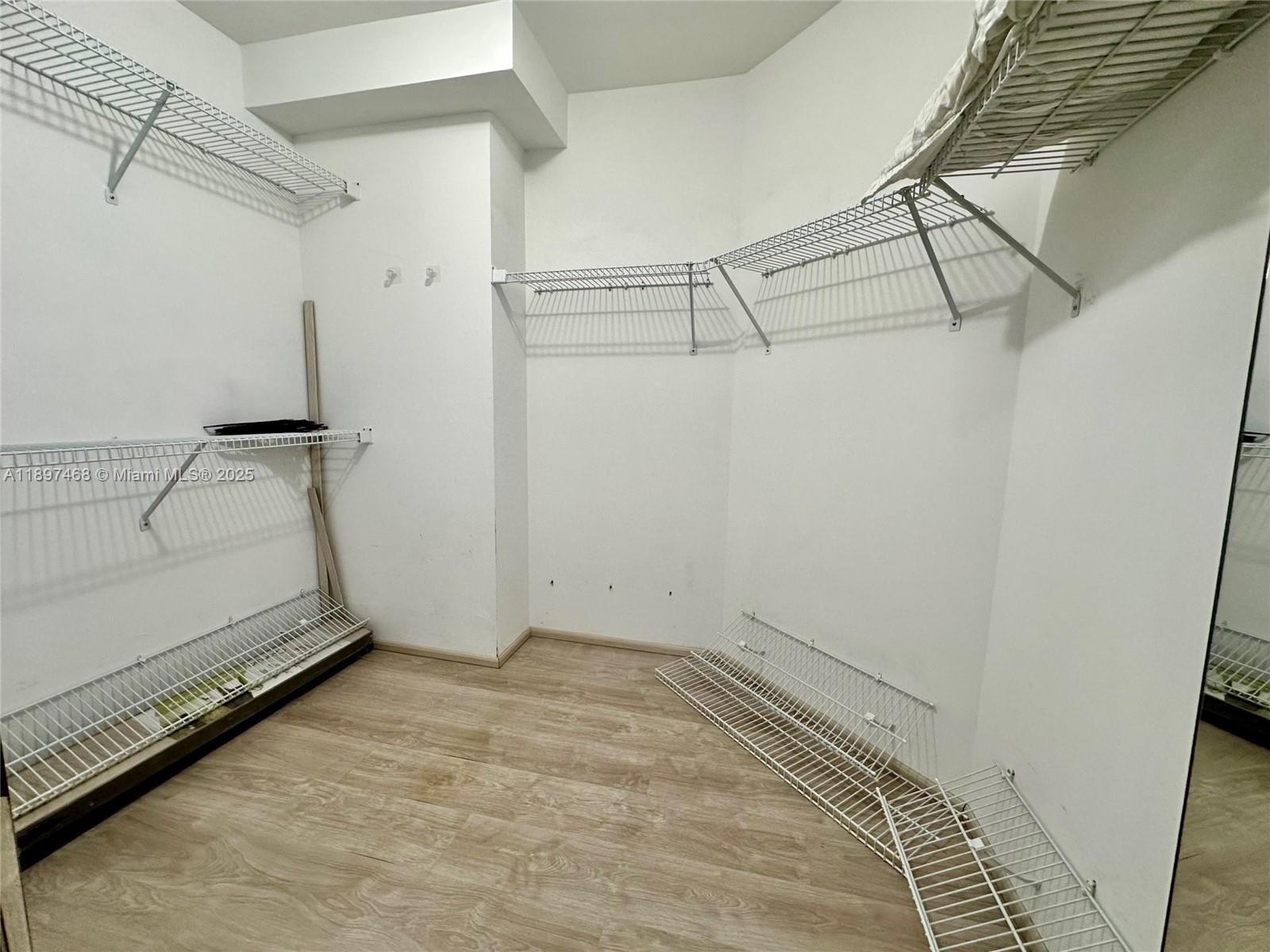 Photo of 3600 Mystic Pointe Dr  #1510, Aventura, Florida, 33180 - 