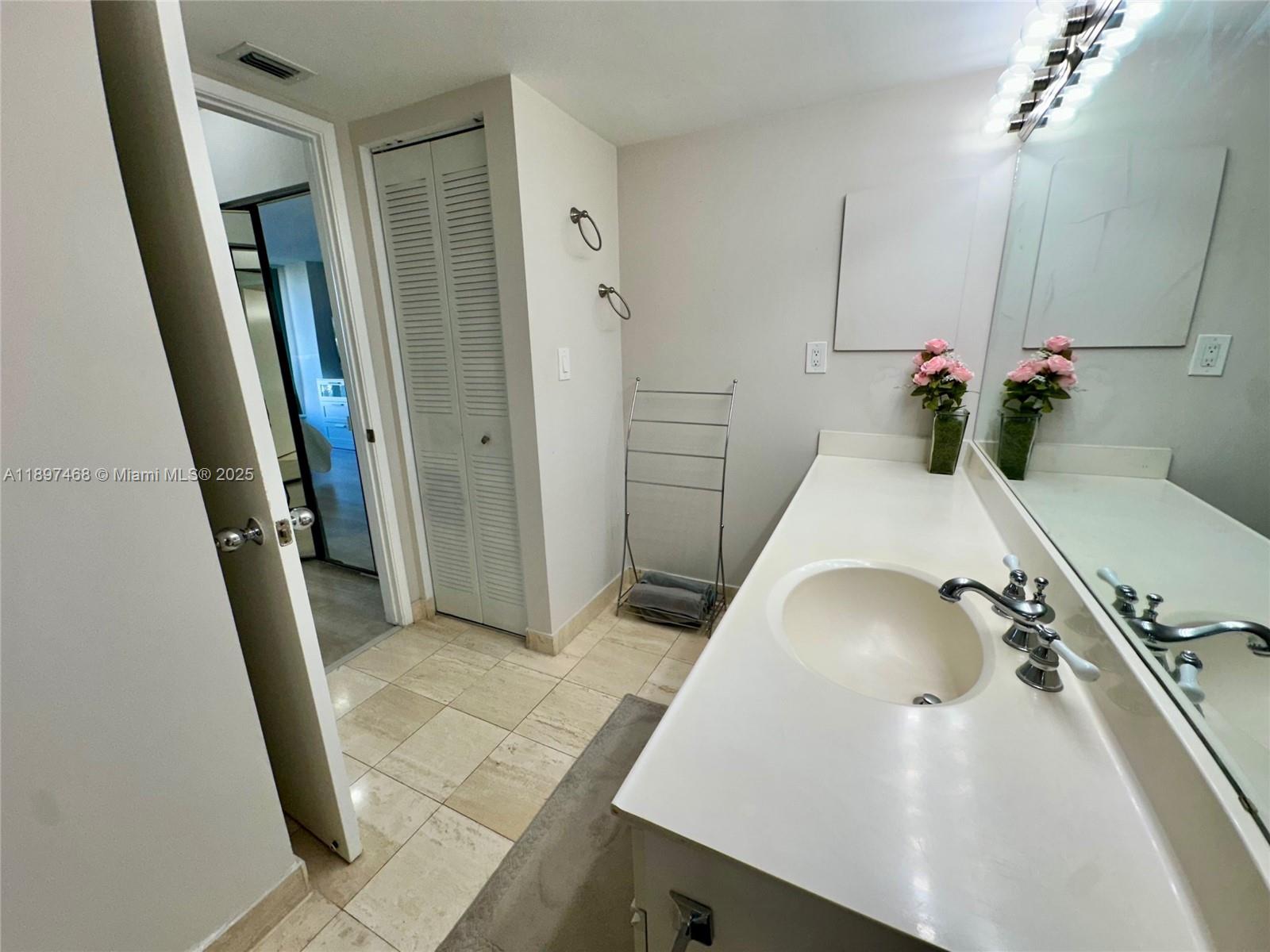 Photo of 3600 Mystic Pointe Dr  #1510, Aventura, Florida, 33180 - 