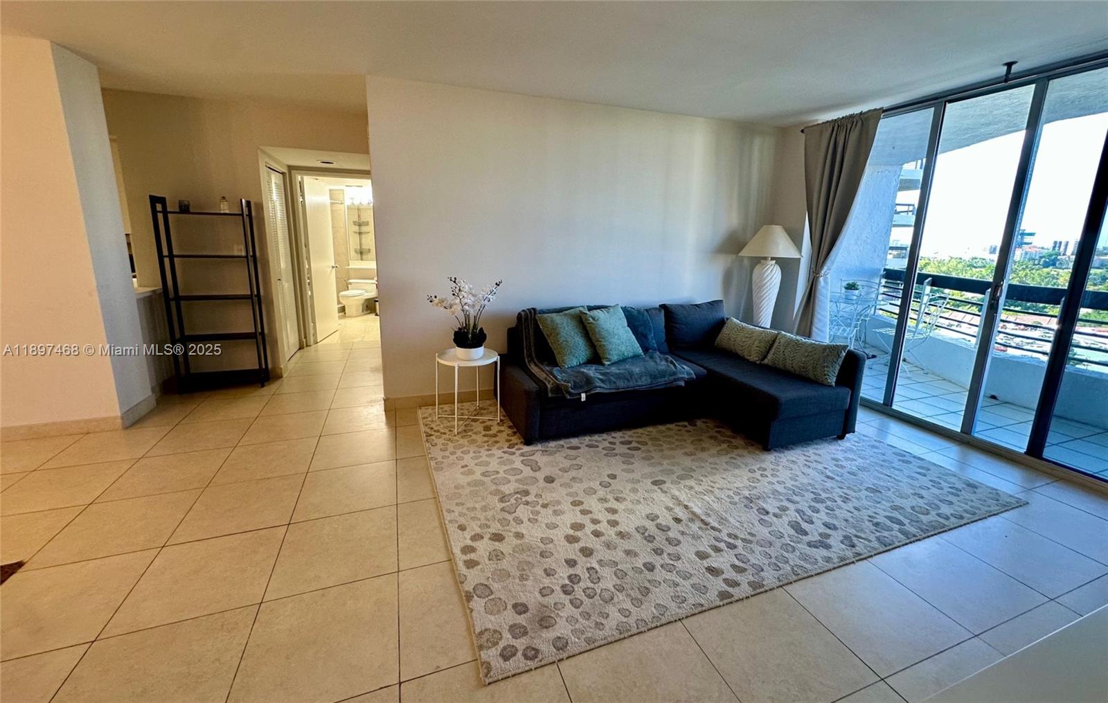 Photo of 3600 Mystic Pointe Dr #1510, Aventura, Florida, 33180 -